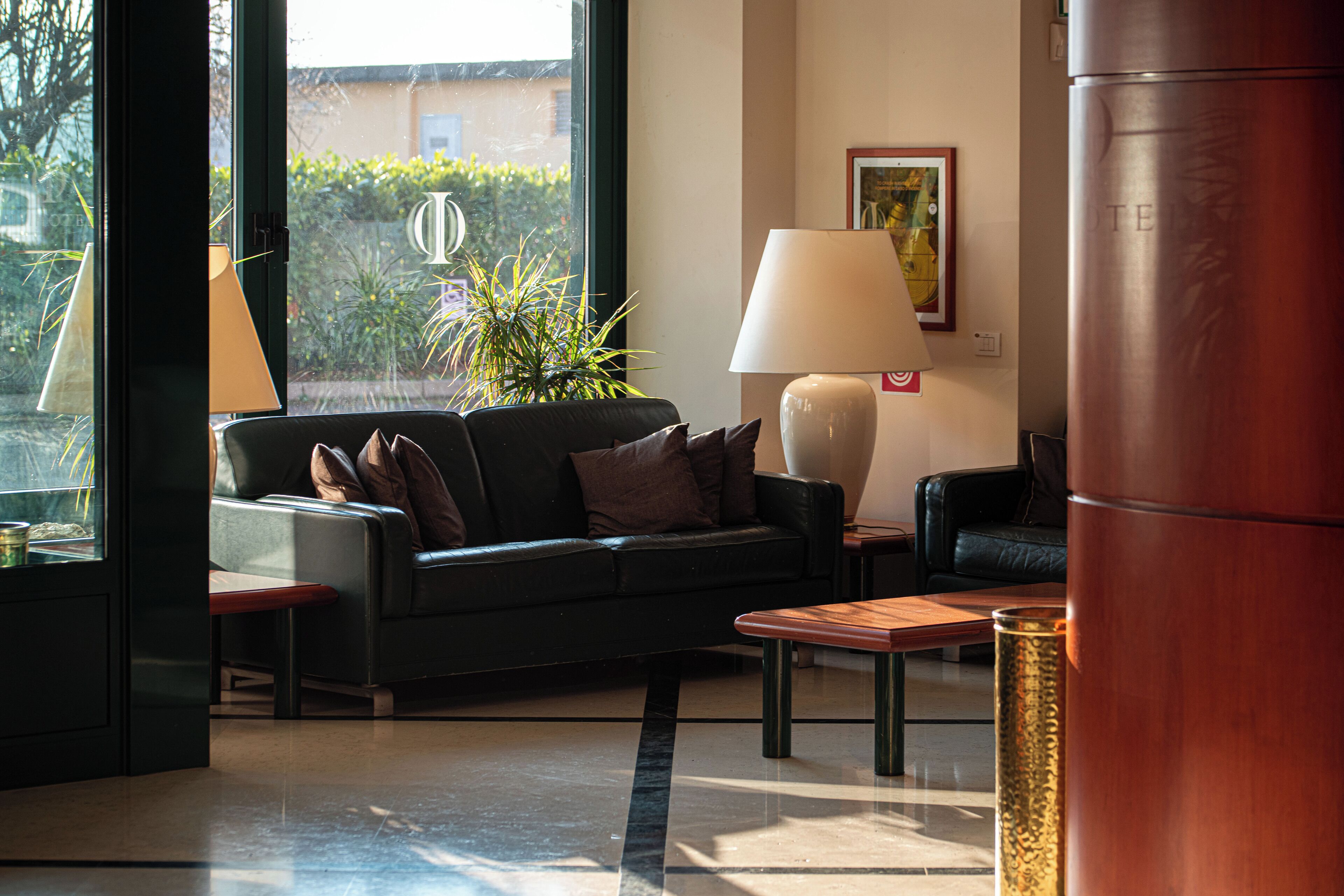 Phi Hotel Emilia Phi Hotel Emilia