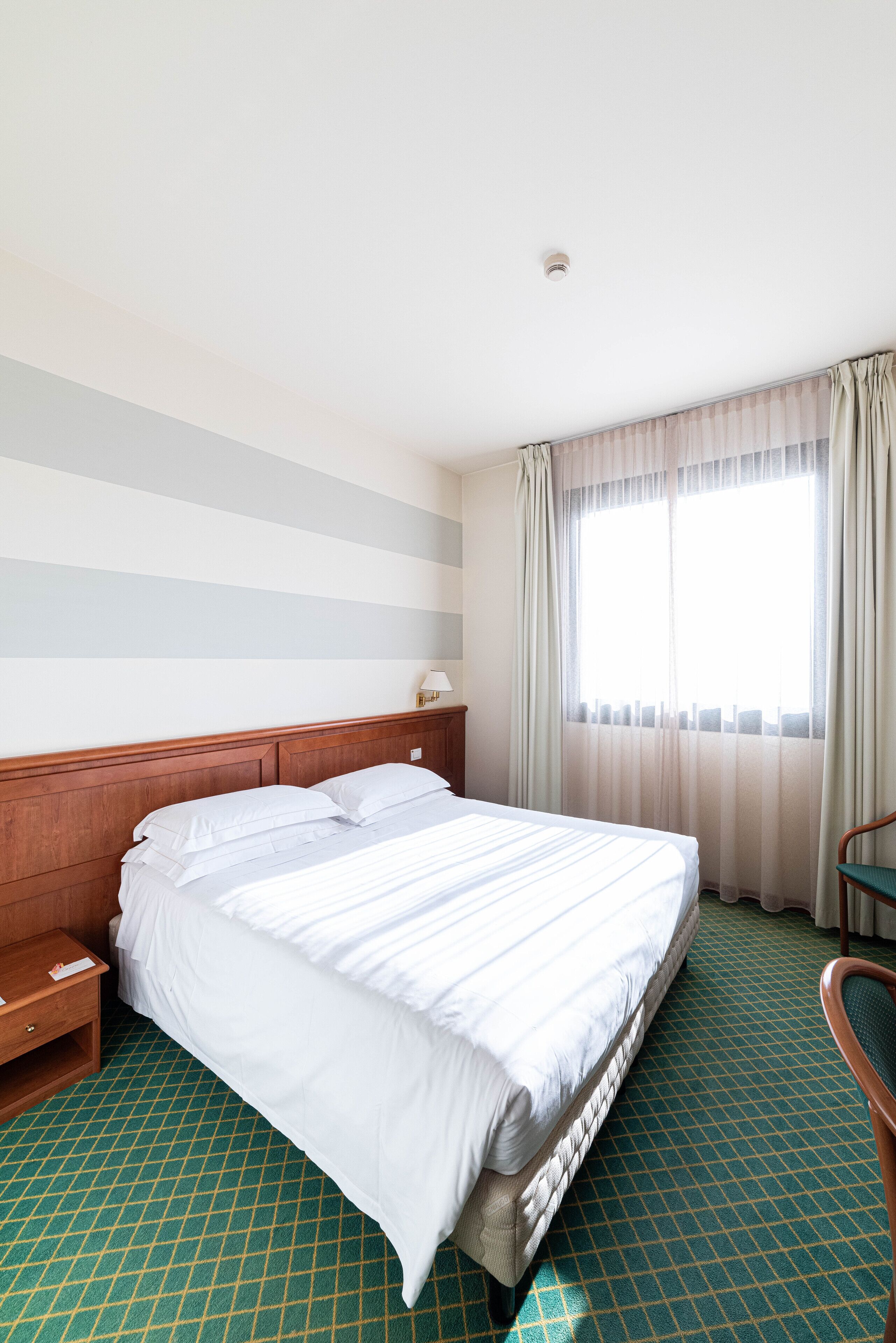 Phi Hotel Emilia Phi Hotel Emilia