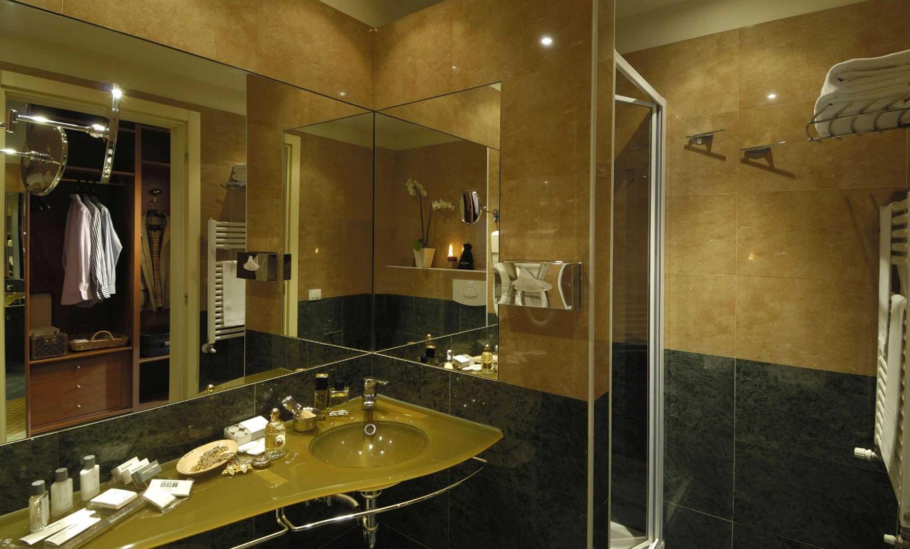 Phi Hotel Emilia Phi Hotel Emilia