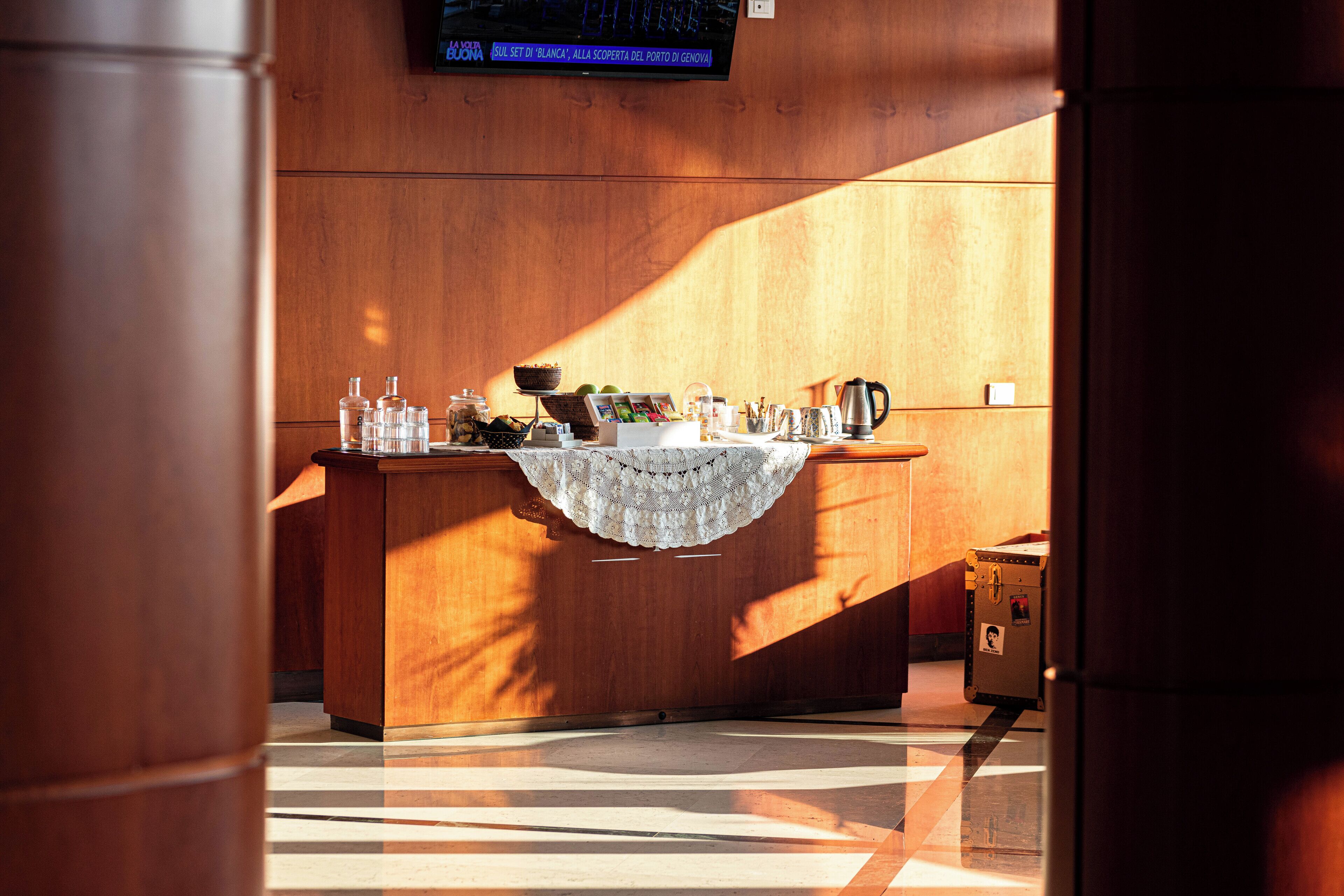 Phi Hotel Emilia Phi Hotel Emilia