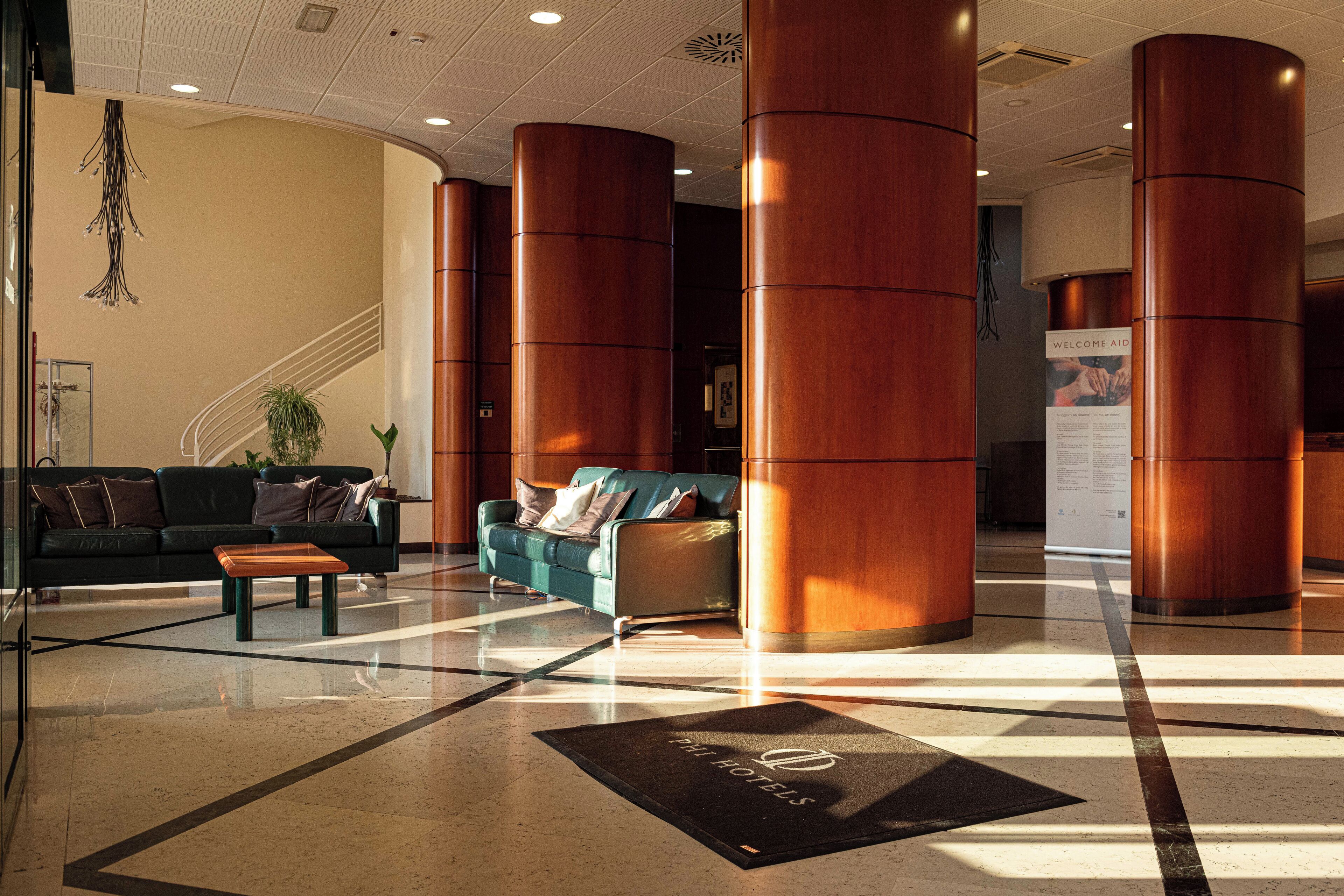 Phi Hotel Emilia Phi Hotel Emilia