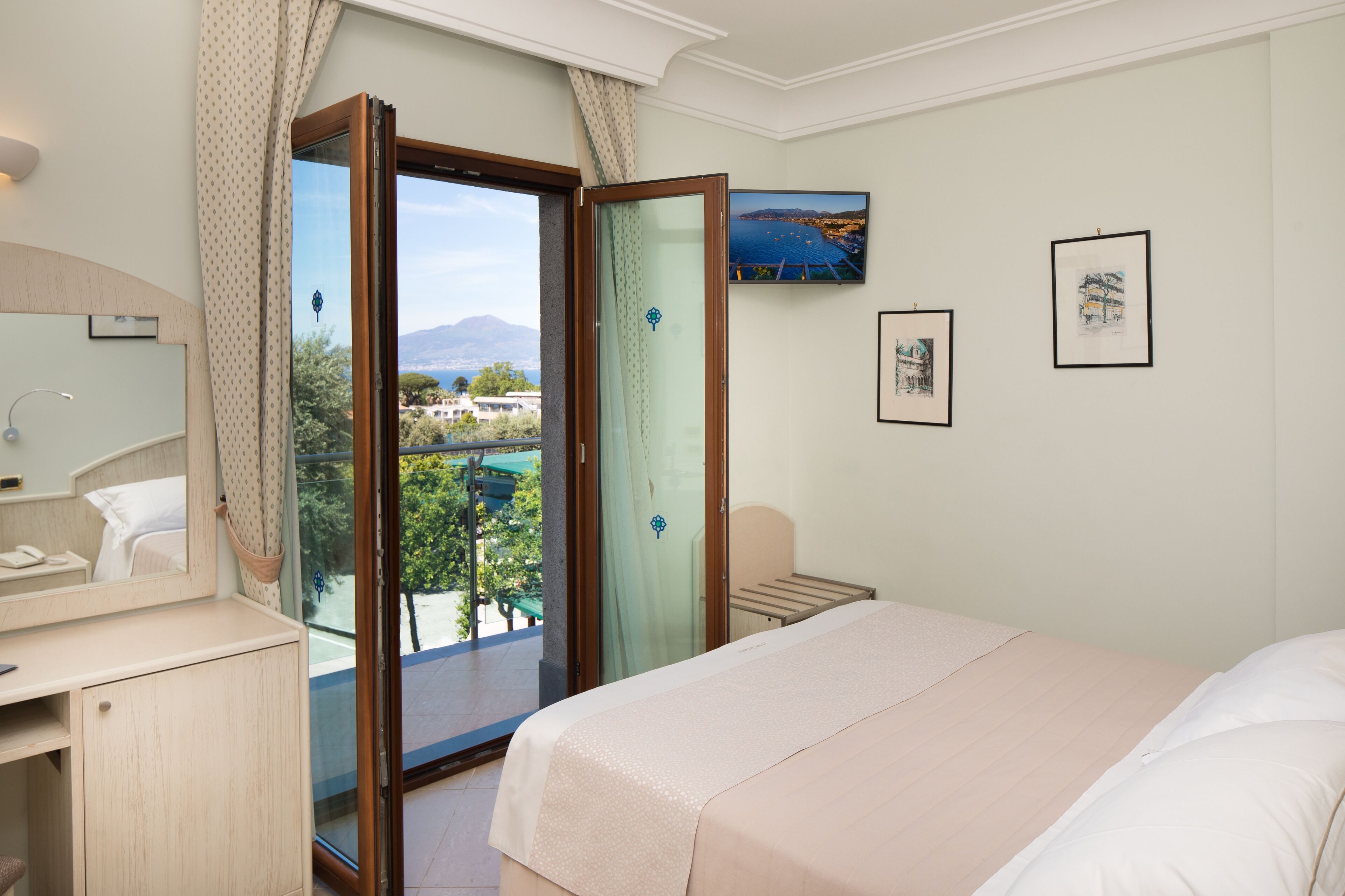 Comfort Hotel Gardenia Sorrento Coast Comfort Hotel Gardenia Sorrento Coast