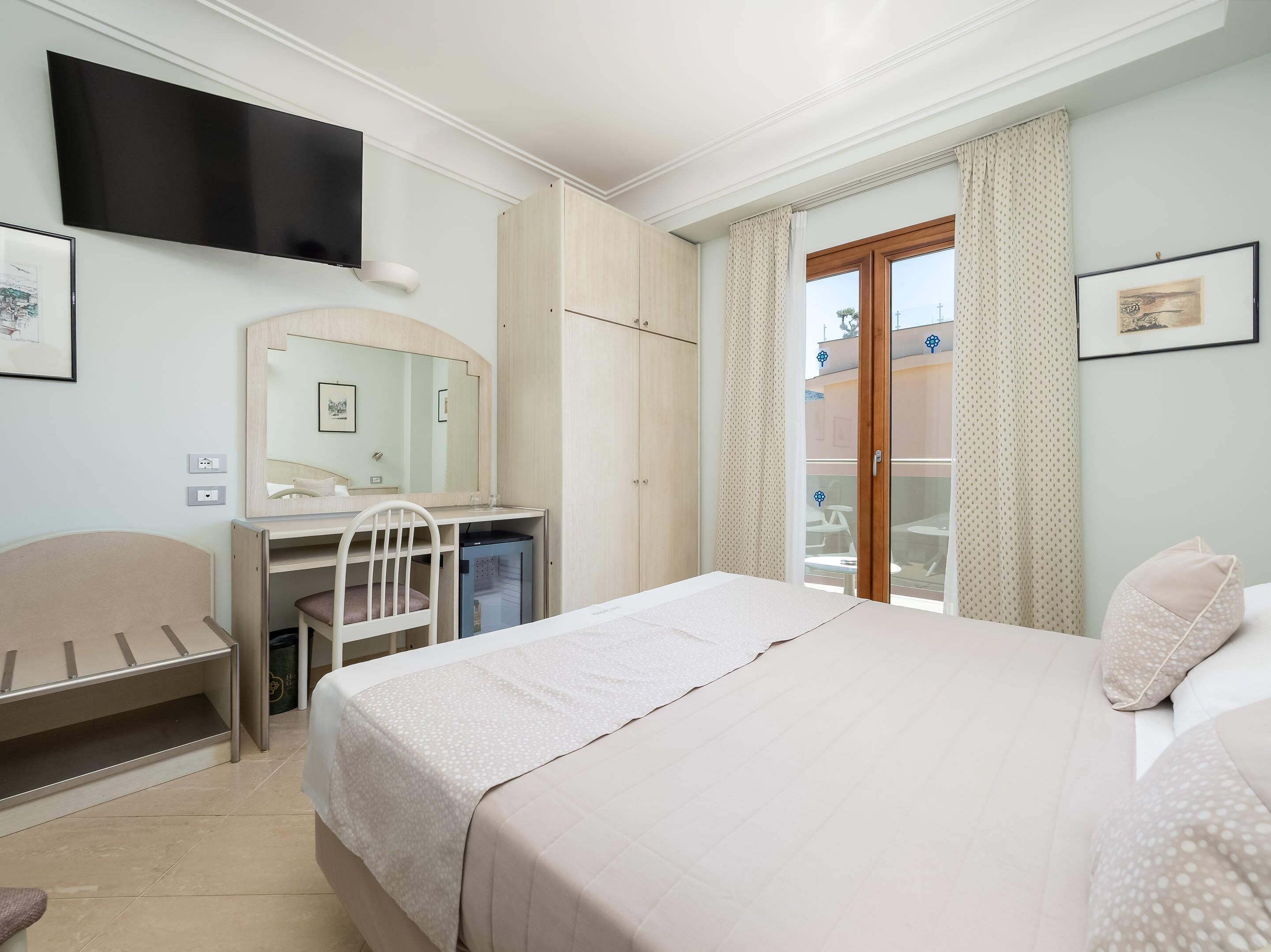 Comfort Hotel Gardenia Sorrento Coast Comfort Hotel Gardenia Sorrento Coast