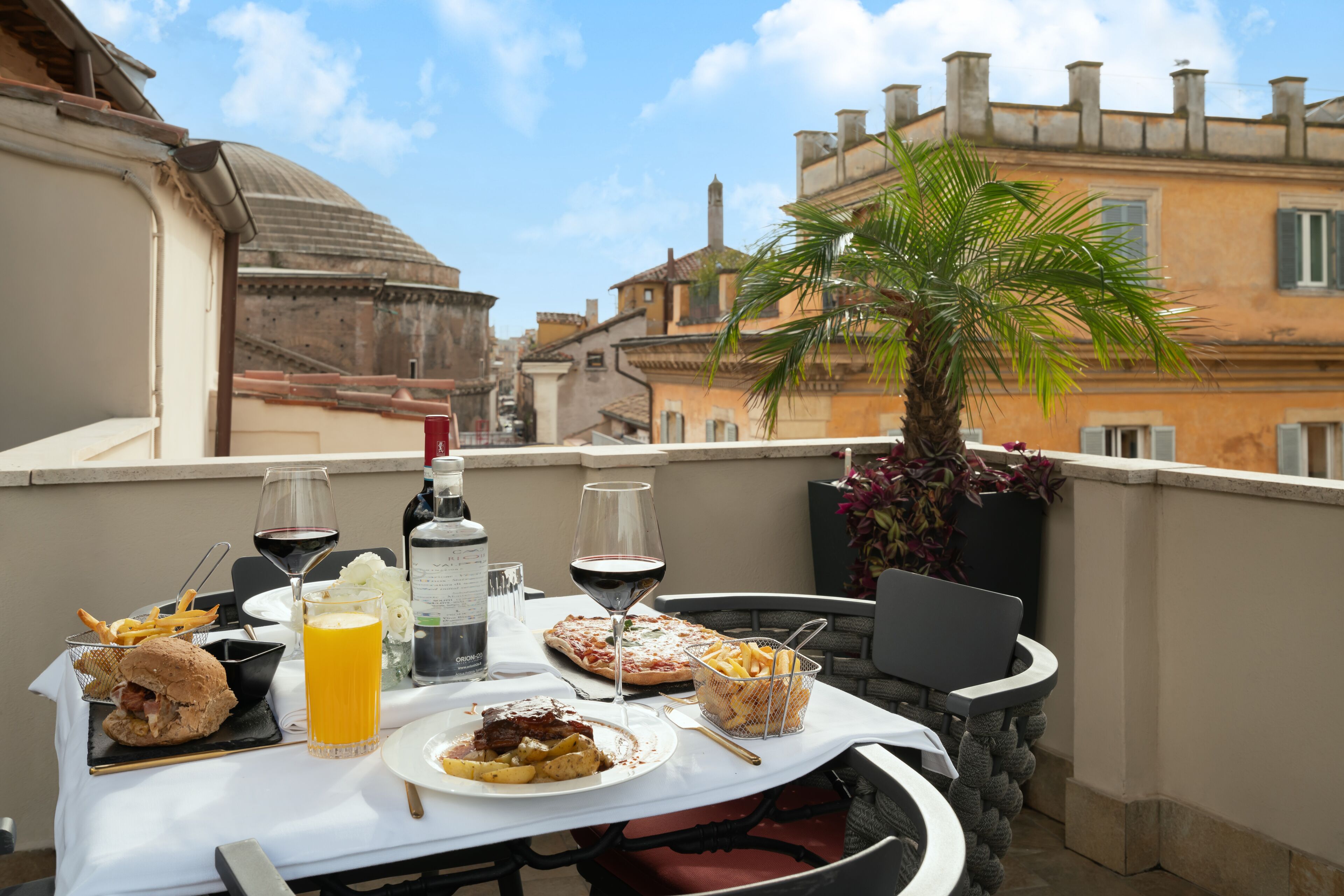 Antico Albergo del Sole al Pantheon Antico Albergo del Sole al Pantheon