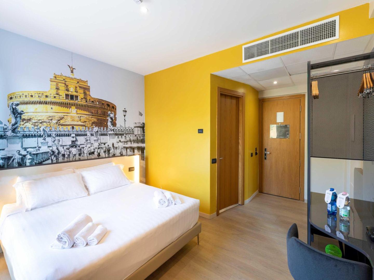 B&B HOTEL Roma Tuscolana San Giovanni B&B HOTEL Roma Tuscolana San Giovanni