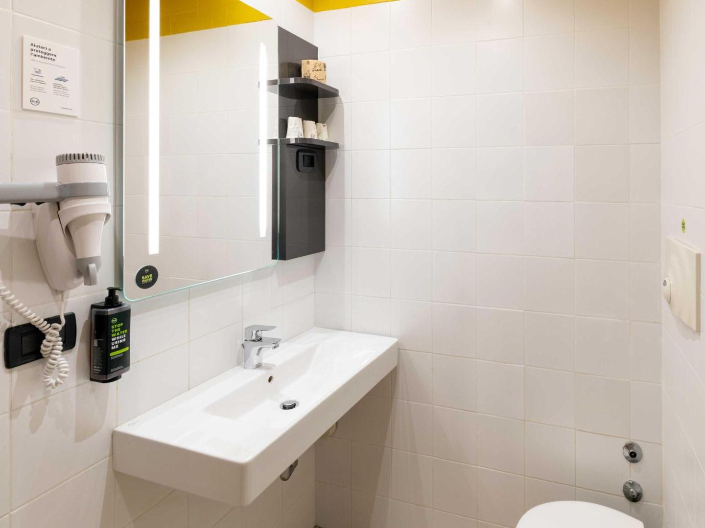 B&B HOTEL Roma Tuscolana San Giovanni B&B HOTEL Roma Tuscolana San Giovanni