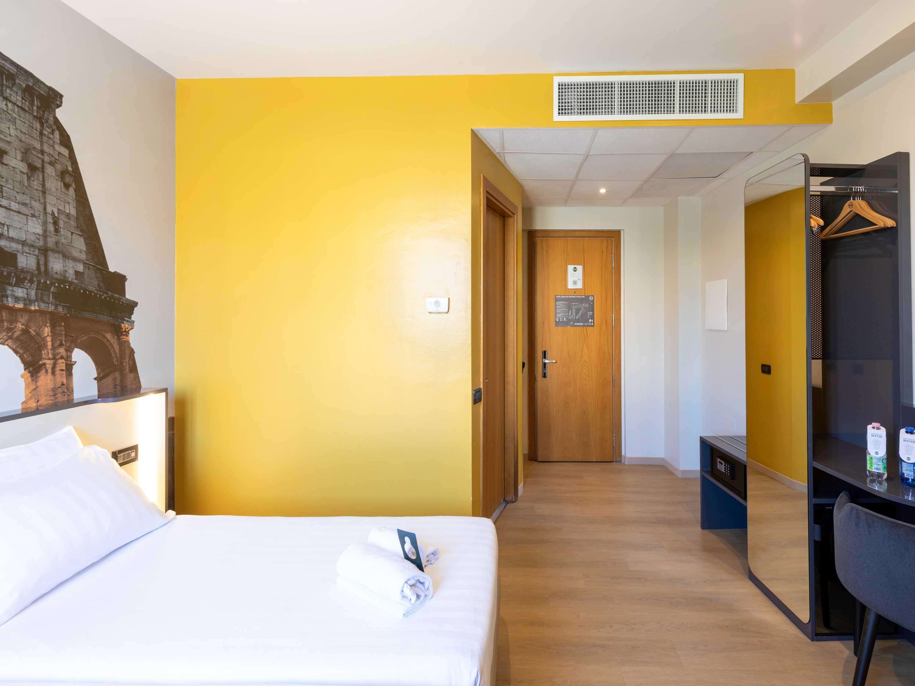 B&B HOTEL Roma Tuscolana San Giovanni B&B HOTEL Roma Tuscolana San Giovanni