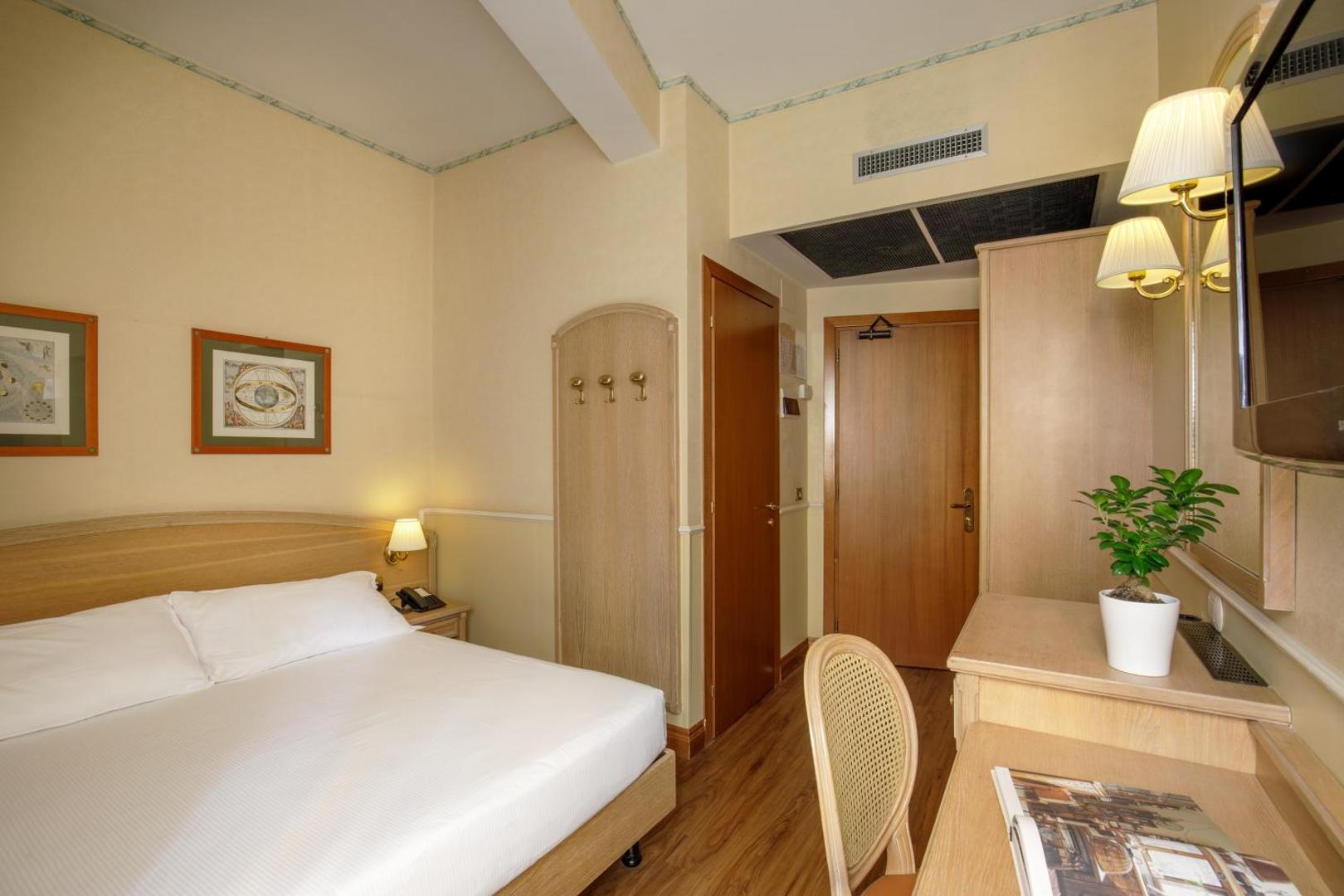 Hotel Santa Costanza Hotel Santa Costanza