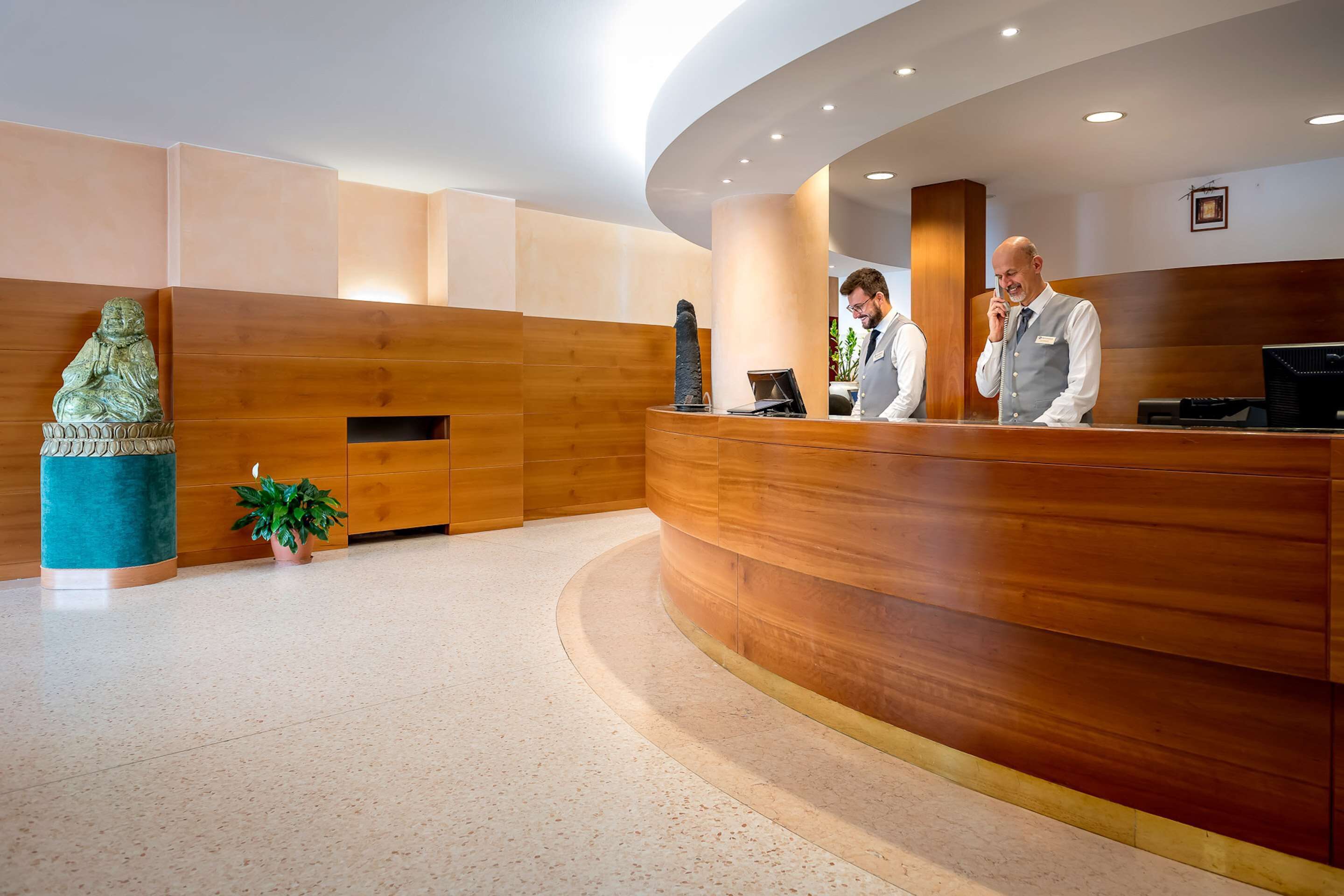 Best Western Hotel Cavalieri della Corona Best Western Hotel Cavalieri della Corona