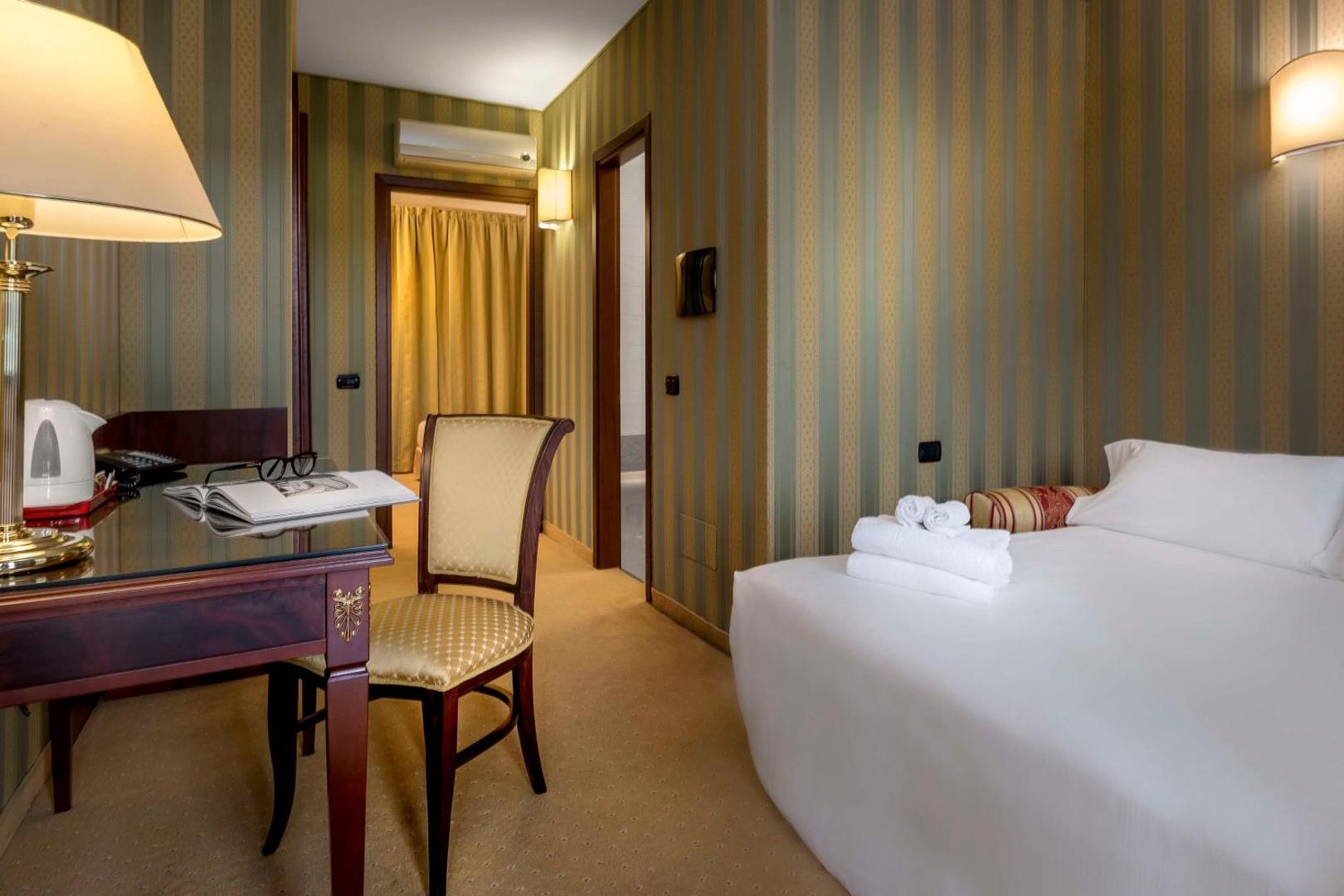Best Western Hotel Cavalieri della Corona Best Western Hotel Cavalieri della Corona