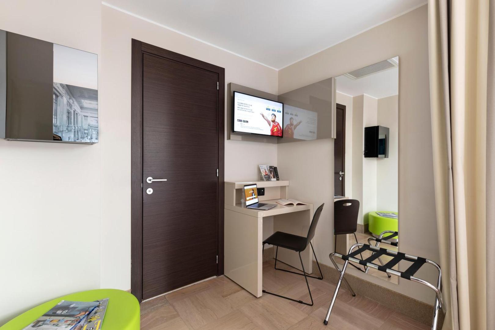 B&B Hotel MILANO Sant'Ambrogio B&B Hotel MILANO Sant'Ambrogio