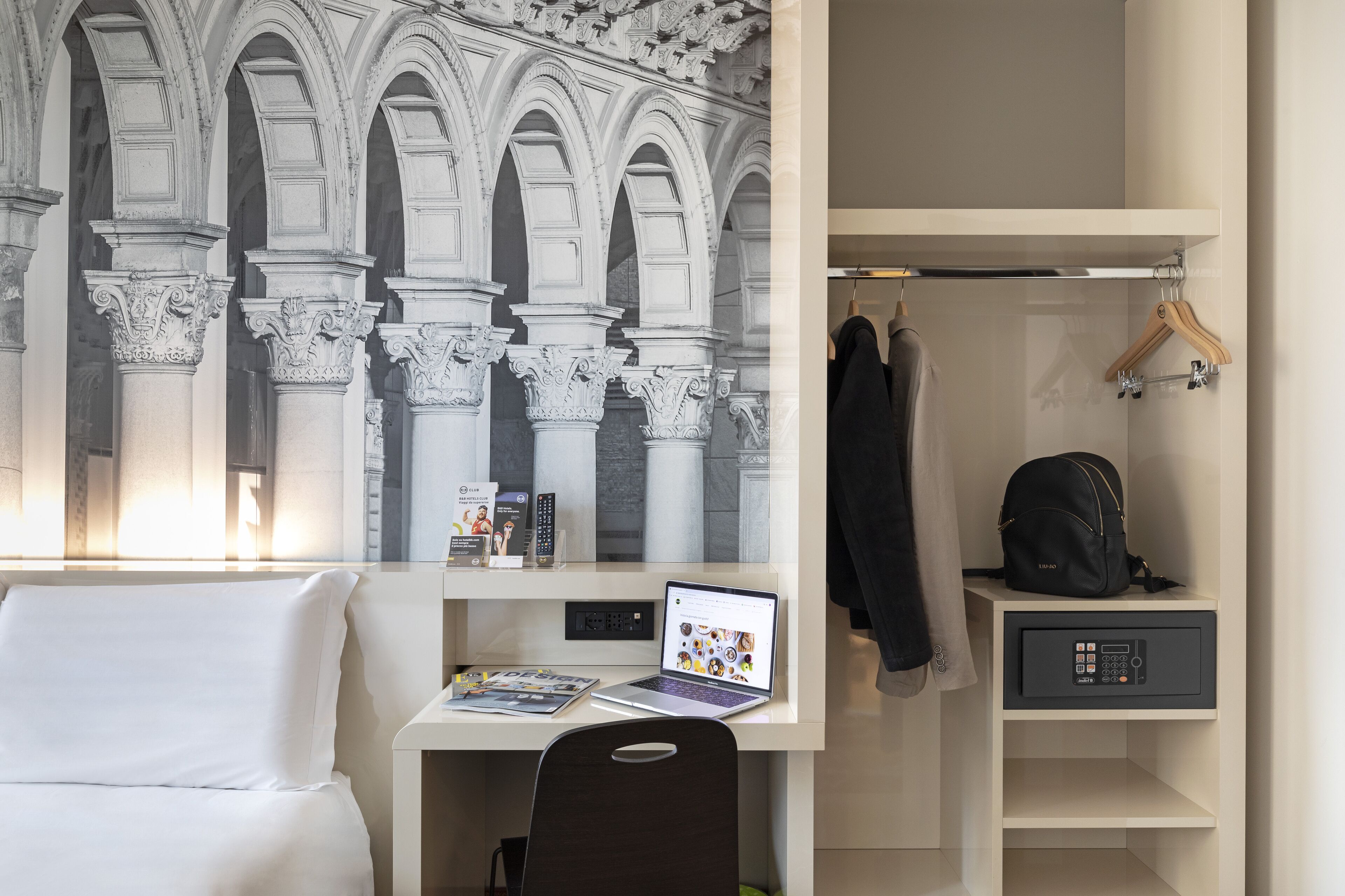 B&B Hotel MILANO Sant'Ambrogio B&B Hotel MILANO Sant'Ambrogio