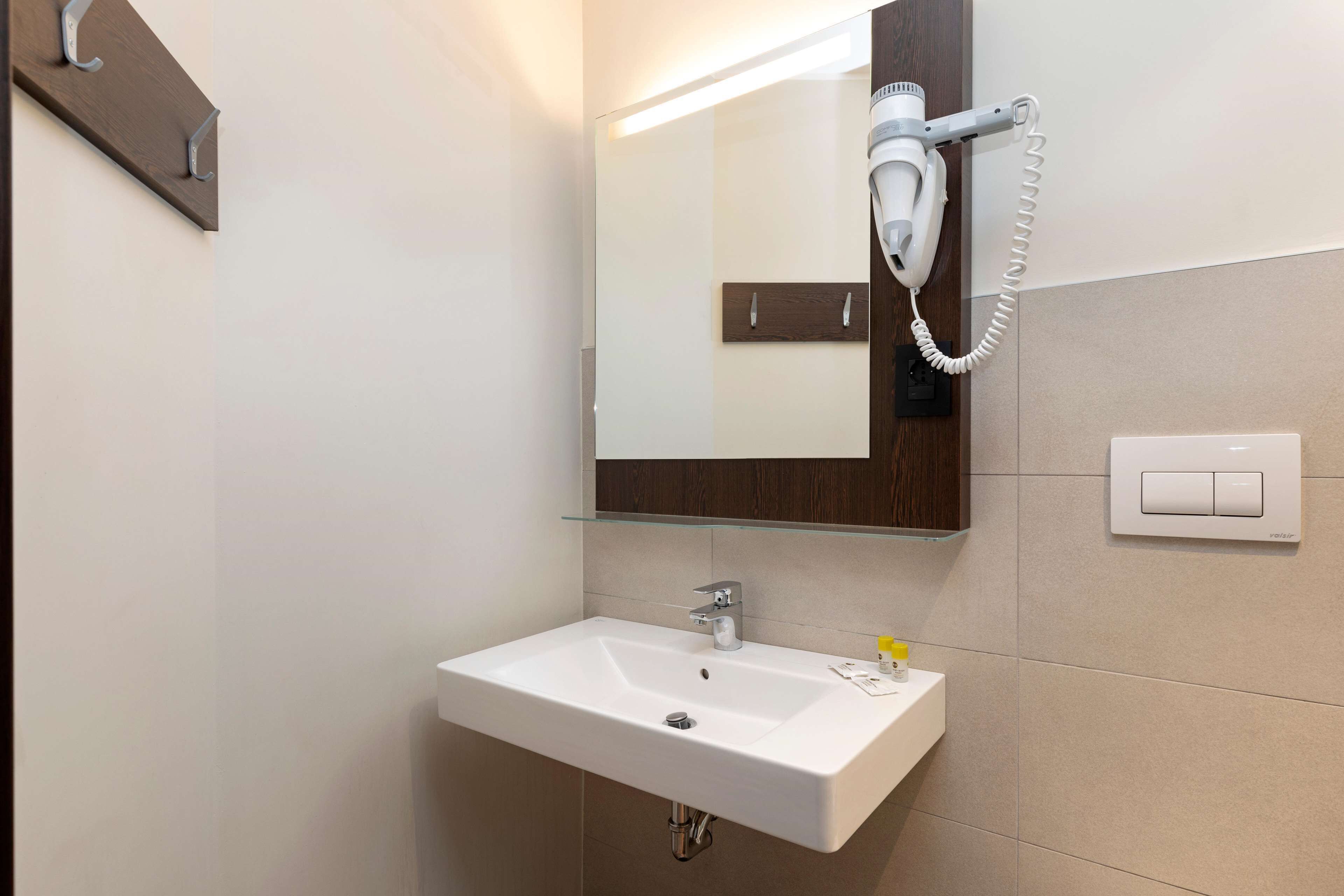 B&B Hotel MILANO Sant'Ambrogio B&B Hotel MILANO Sant'Ambrogio