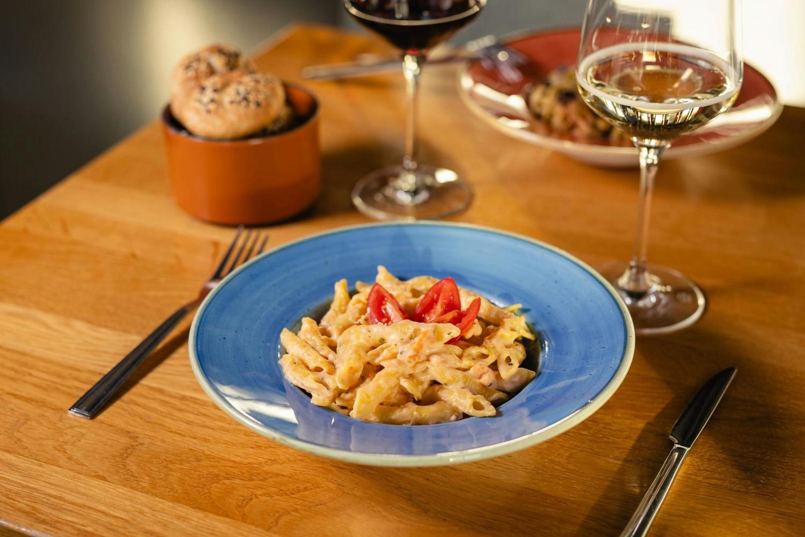 Moxy Milan Linate Airport Moxy Milan Linate Airport