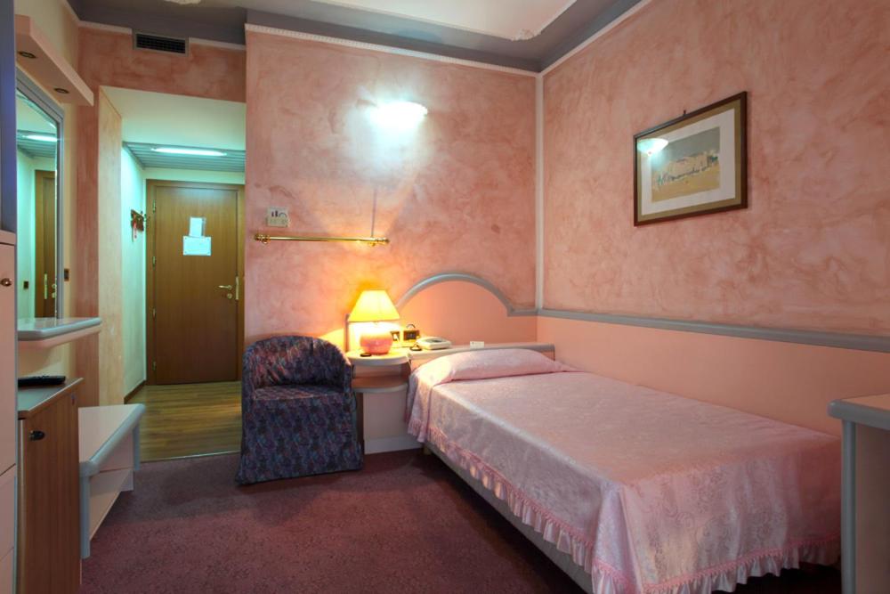 Grazia Deledda Grazia Deledda