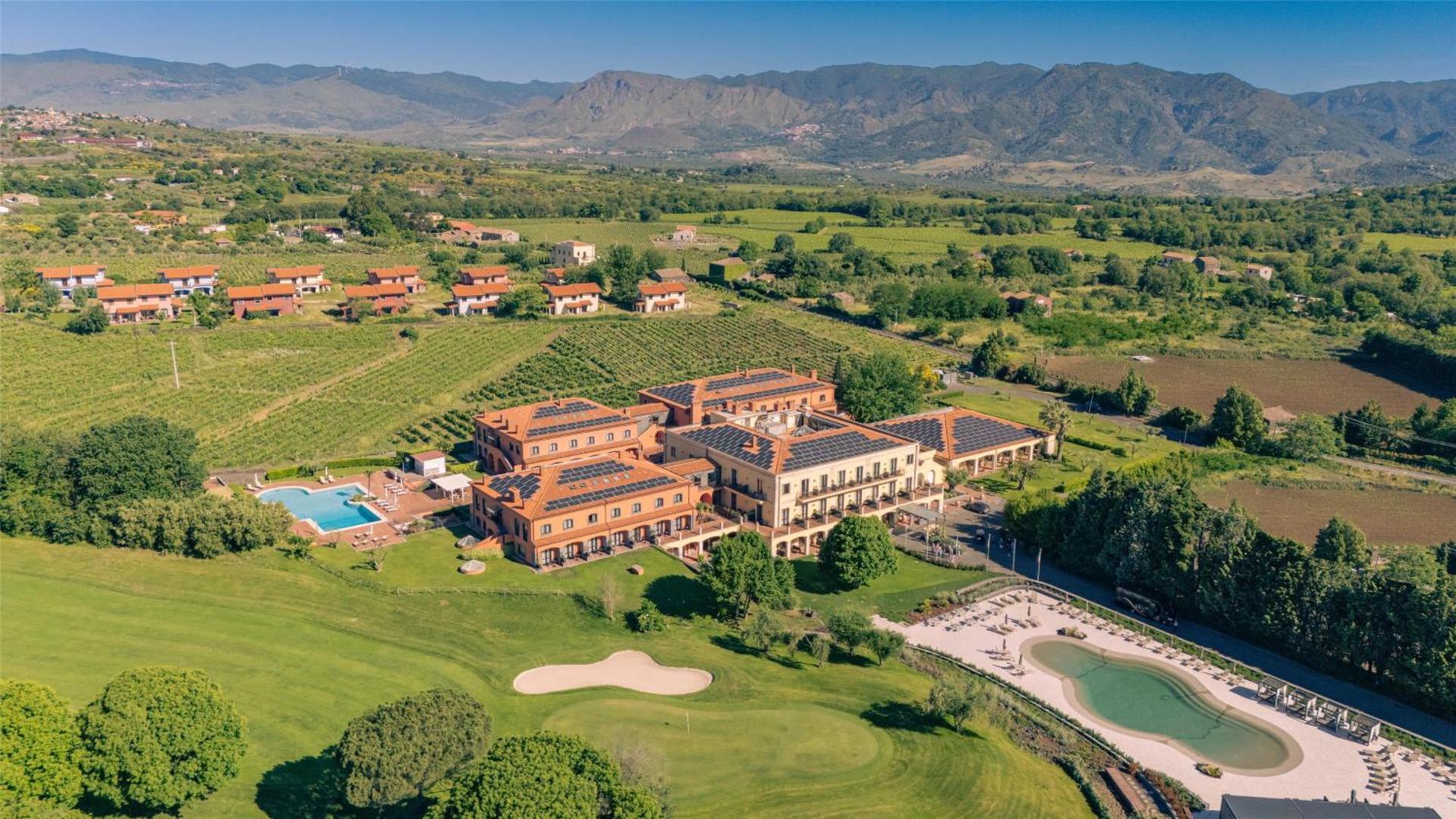 Picciolo Etna Golf Resort & Spa, Curio Collection by Hilton