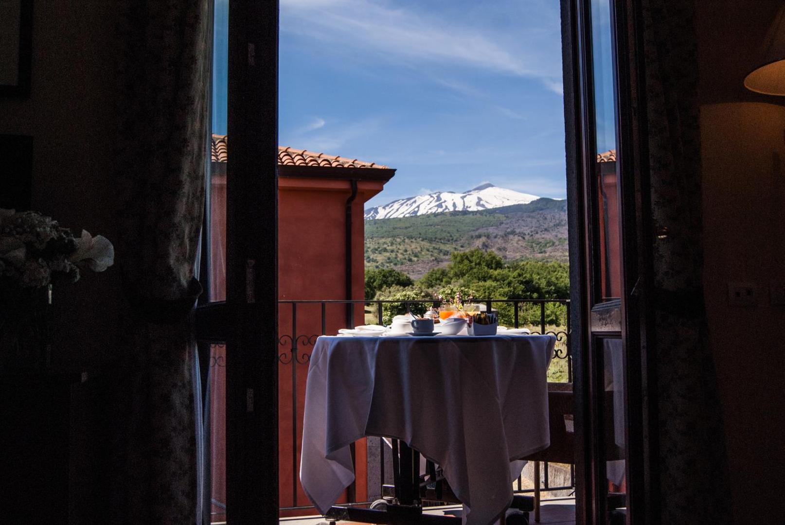 Picciolo Etna Golf Resort & Spa, Curio Collection by Hilton