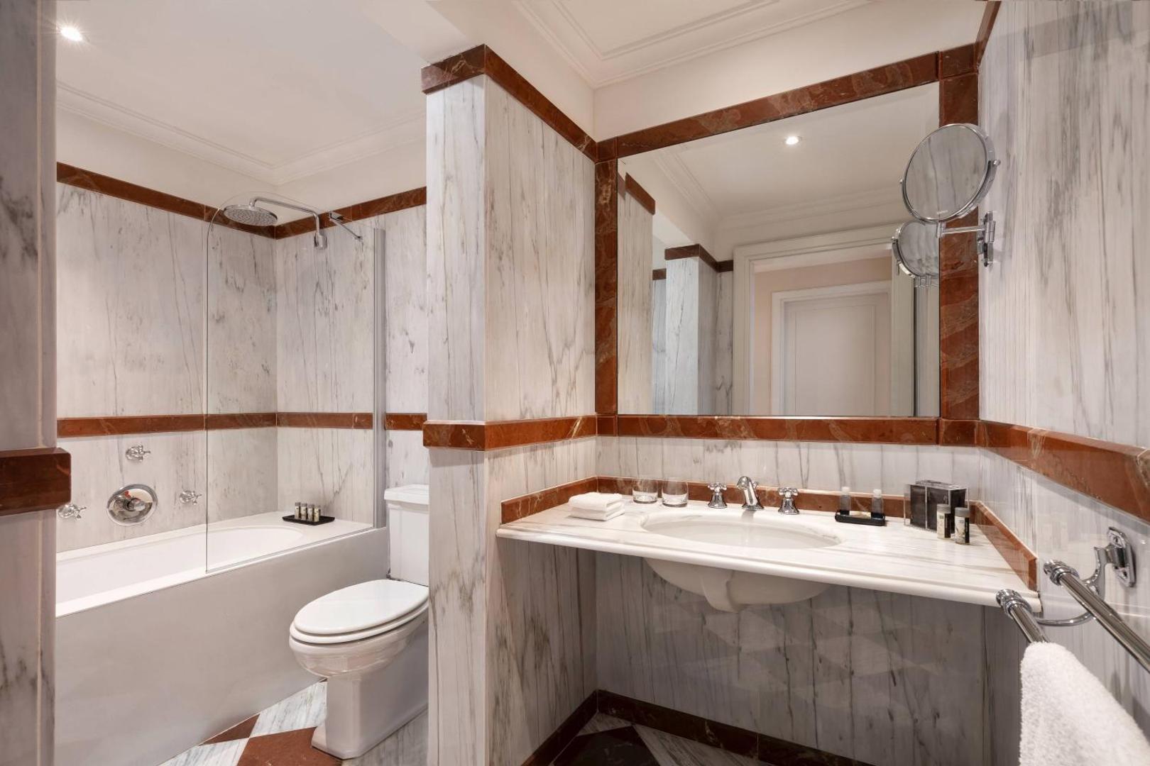 Renaissance Tuscany Il Ciocco Resort & Spa