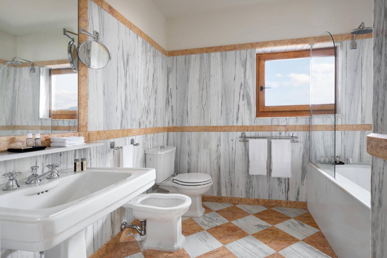 Renaissance Tuscany Il Ciocco Resort & Spa