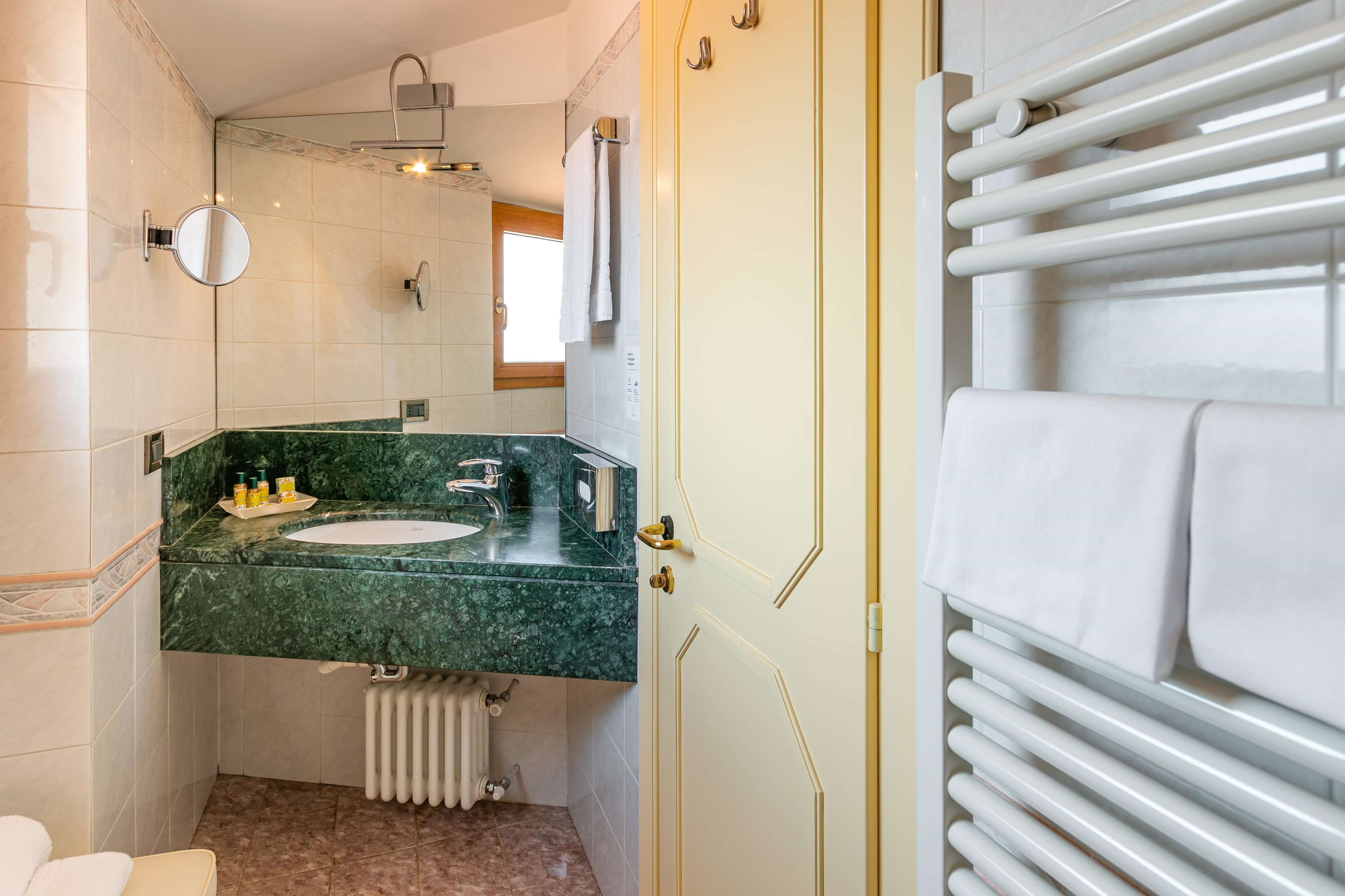 B&B HOTEL Firenze Pitti Palace al Ponte Vecchio B&B HOTEL Firenze Pitti Palace al Ponte Vecchio
