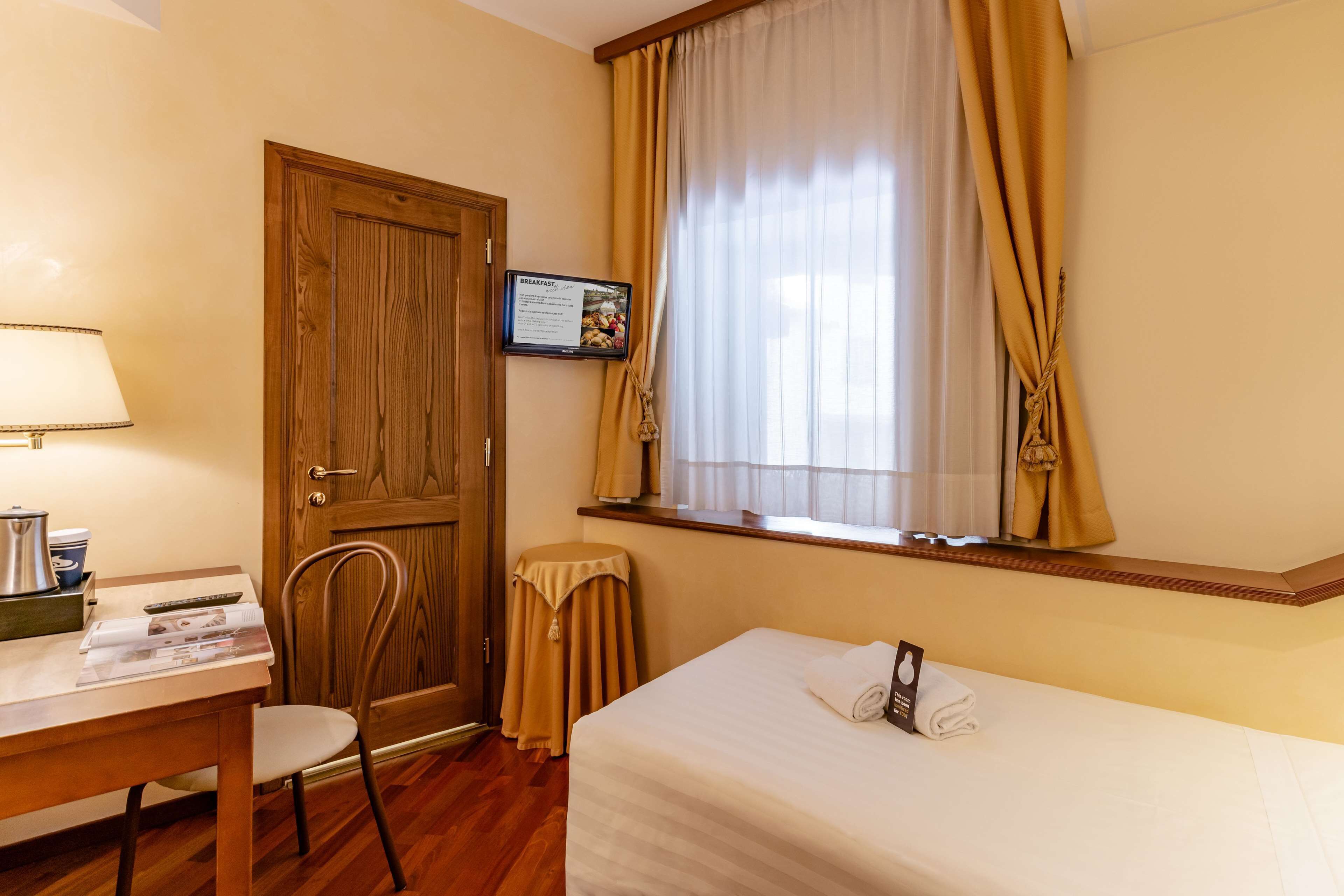B&B HOTEL Firenze Pitti Palace al Ponte Vecchio B&B HOTEL Firenze Pitti Palace al Ponte Vecchio