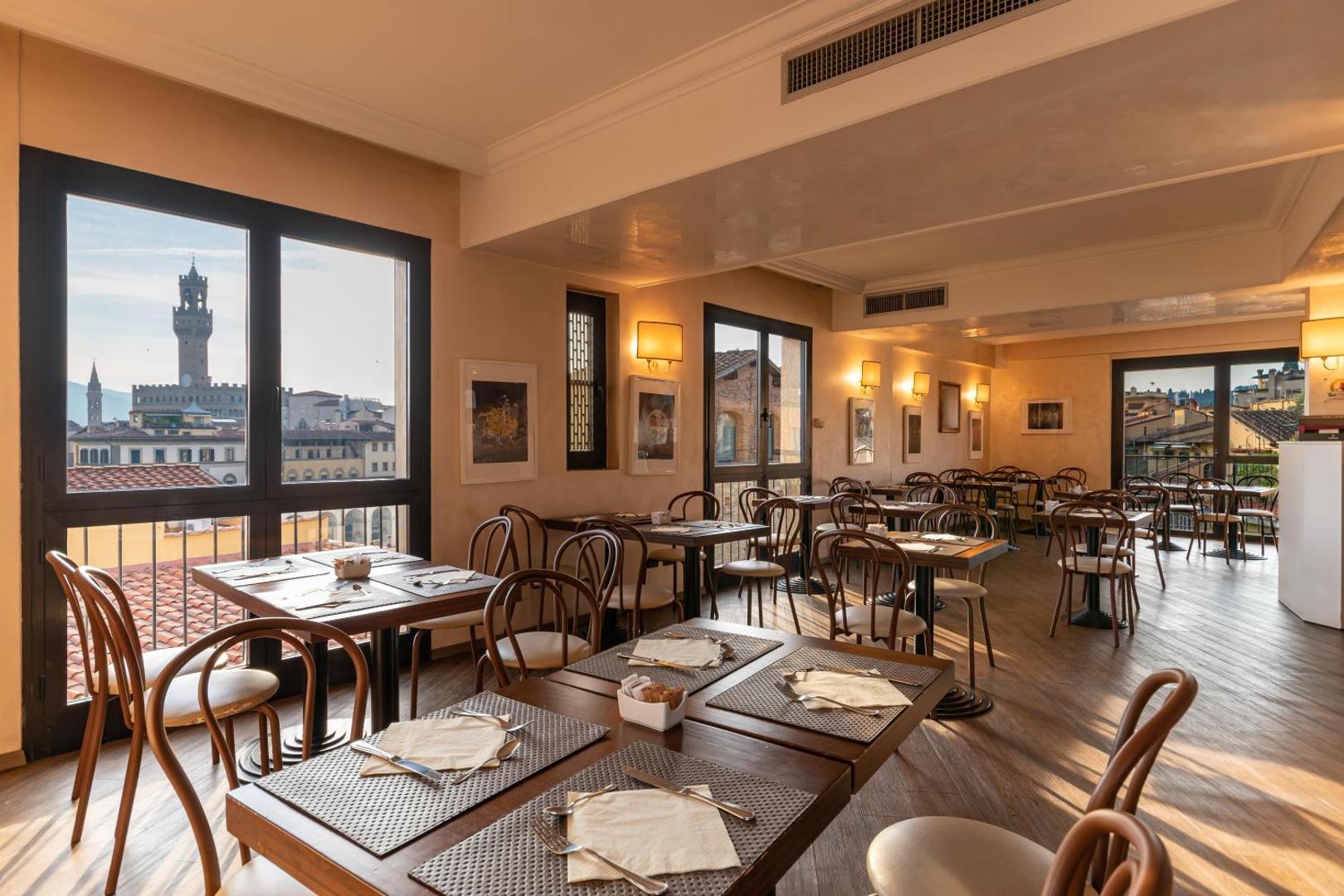 B&B HOTEL Firenze Pitti Palace al Ponte Vecchio B&B HOTEL Firenze Pitti Palace al Ponte Vecchio