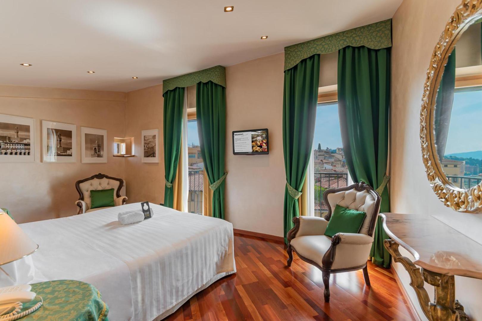 B&B HOTEL Firenze Pitti Palace al Ponte Vecchio B&B HOTEL Firenze Pitti Palace al Ponte Vecchio