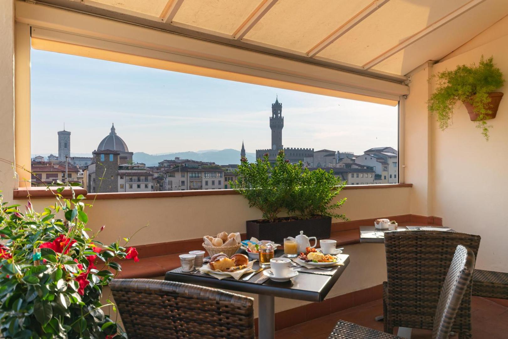 B&B HOTEL Firenze Pitti Palace al Ponte Vecchio B&B HOTEL Firenze Pitti Palace al Ponte Vecchio