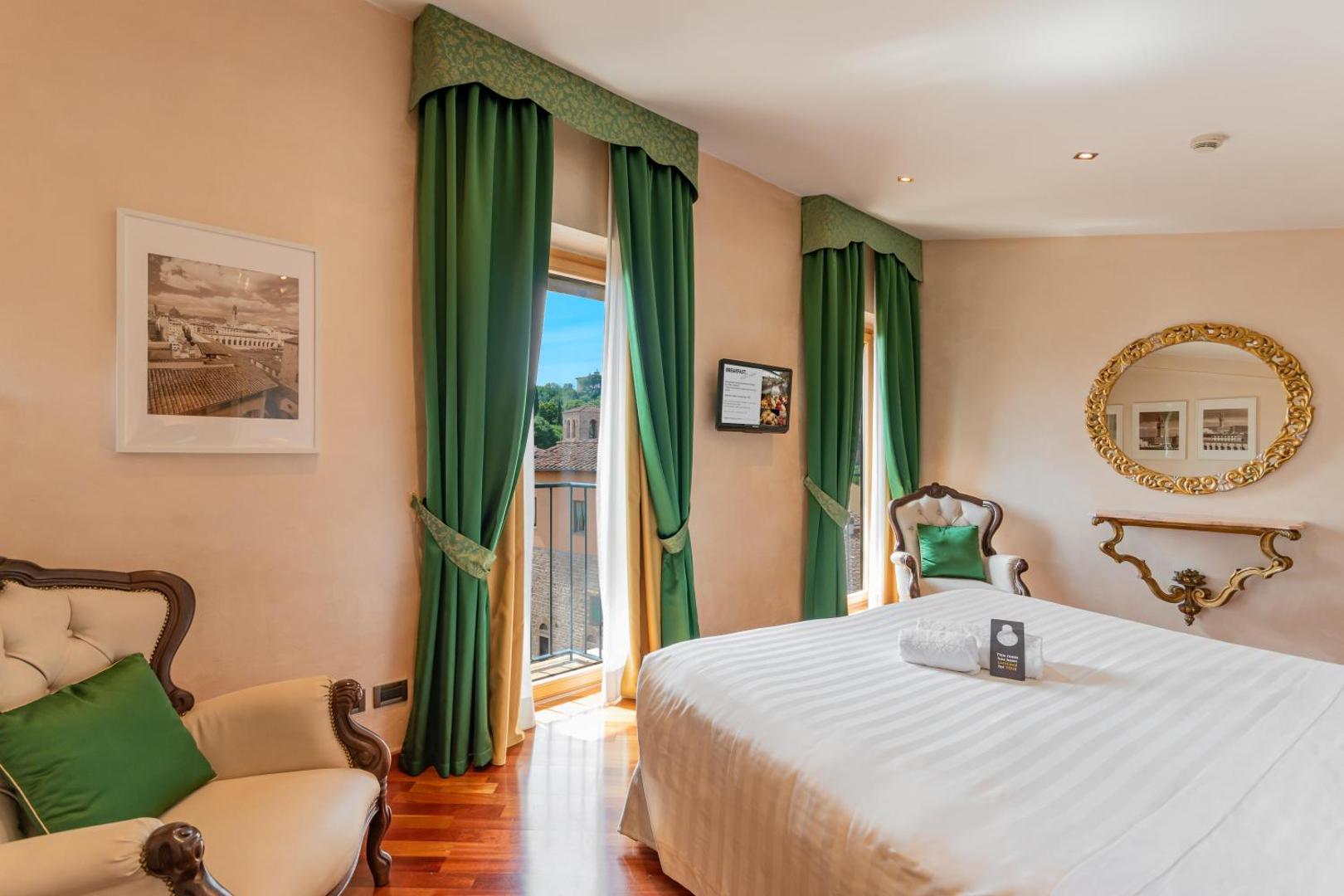 B&B HOTEL Firenze Pitti Palace al Ponte Vecchio B&B HOTEL Firenze Pitti Palace al Ponte Vecchio