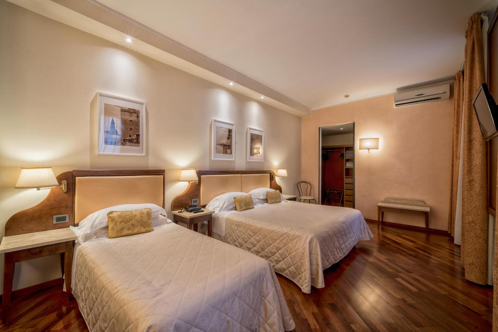 B&B HOTEL Firenze Pitti Palace al Ponte Vecchio B&B HOTEL Firenze Pitti Palace al Ponte Vecchio