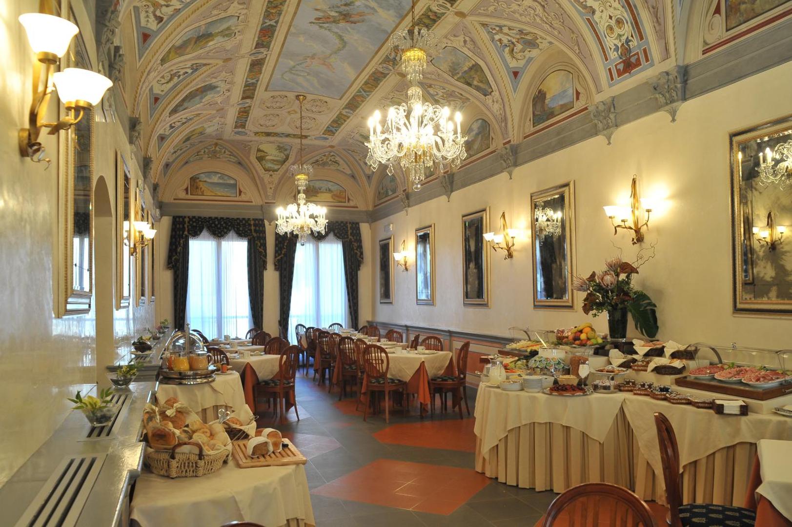 Degli Orafi Degli Orafi