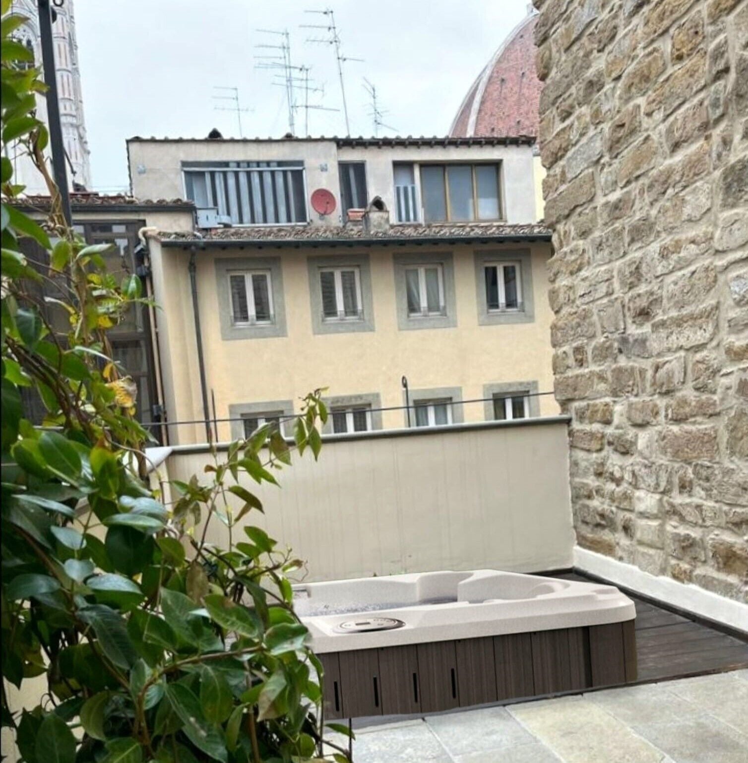 Donati Luxury Tower Donati Luxury Tower