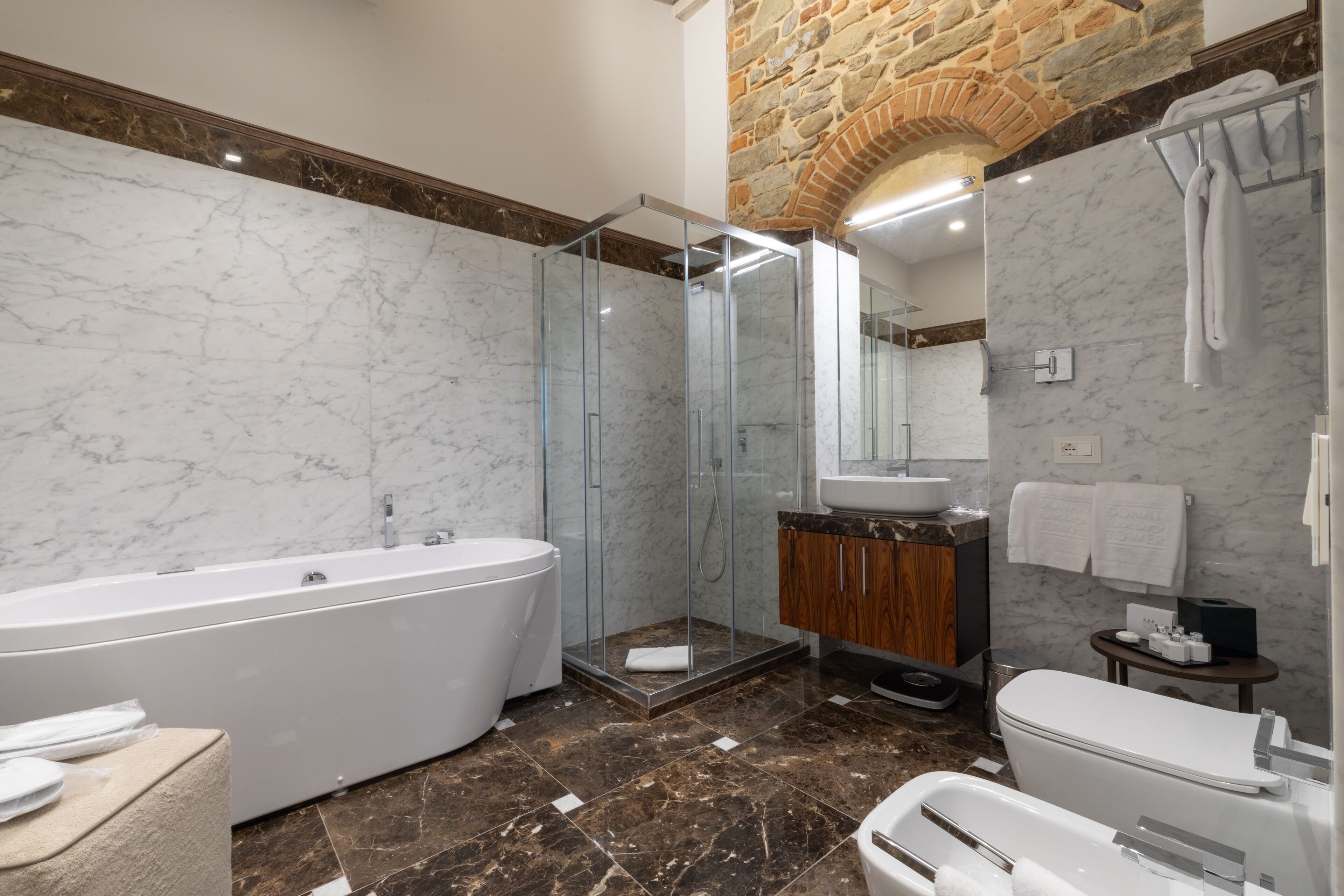 Donati Luxury Tower Donati Luxury Tower