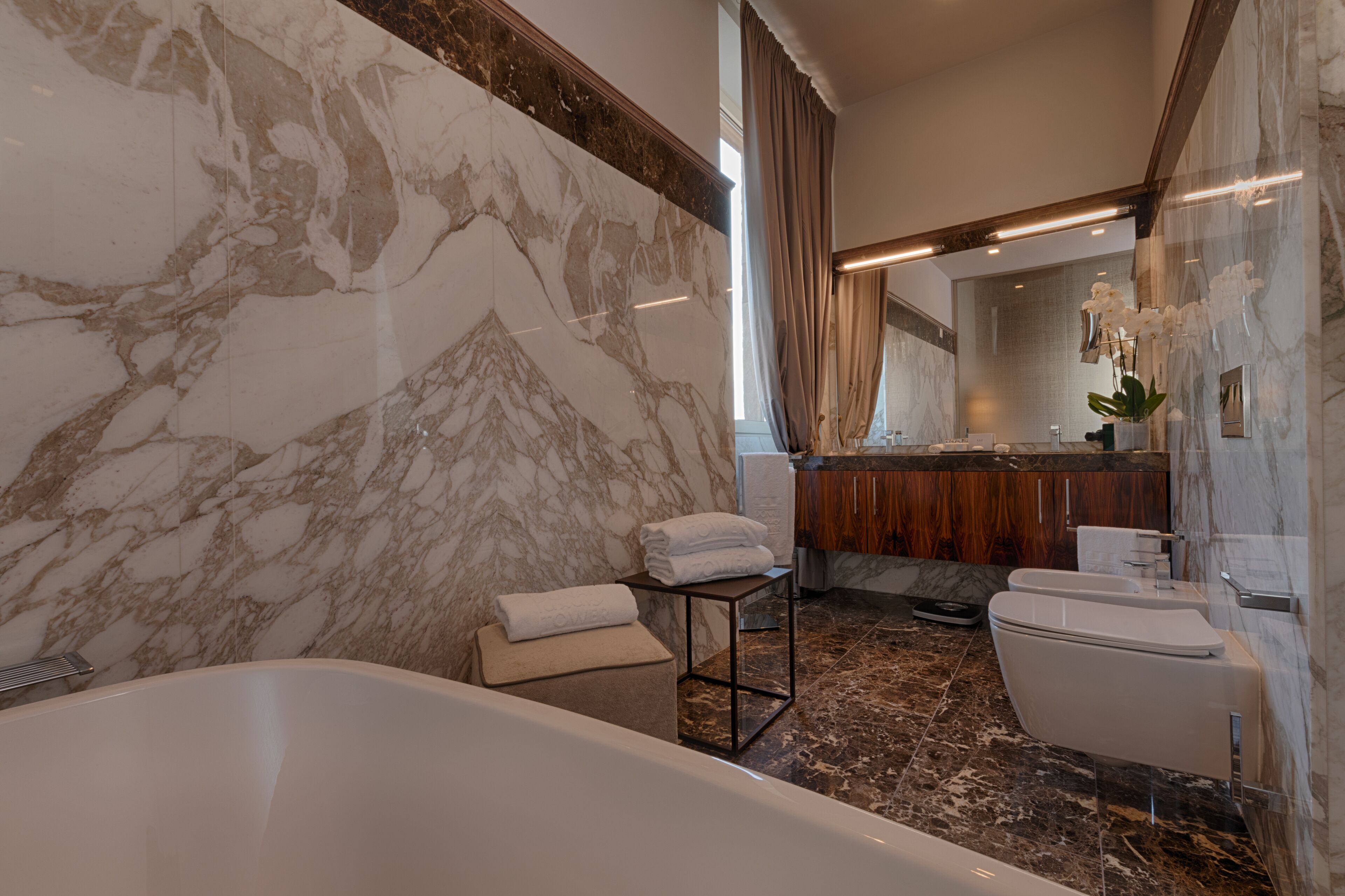 Donati Luxury Tower Donati Luxury Tower