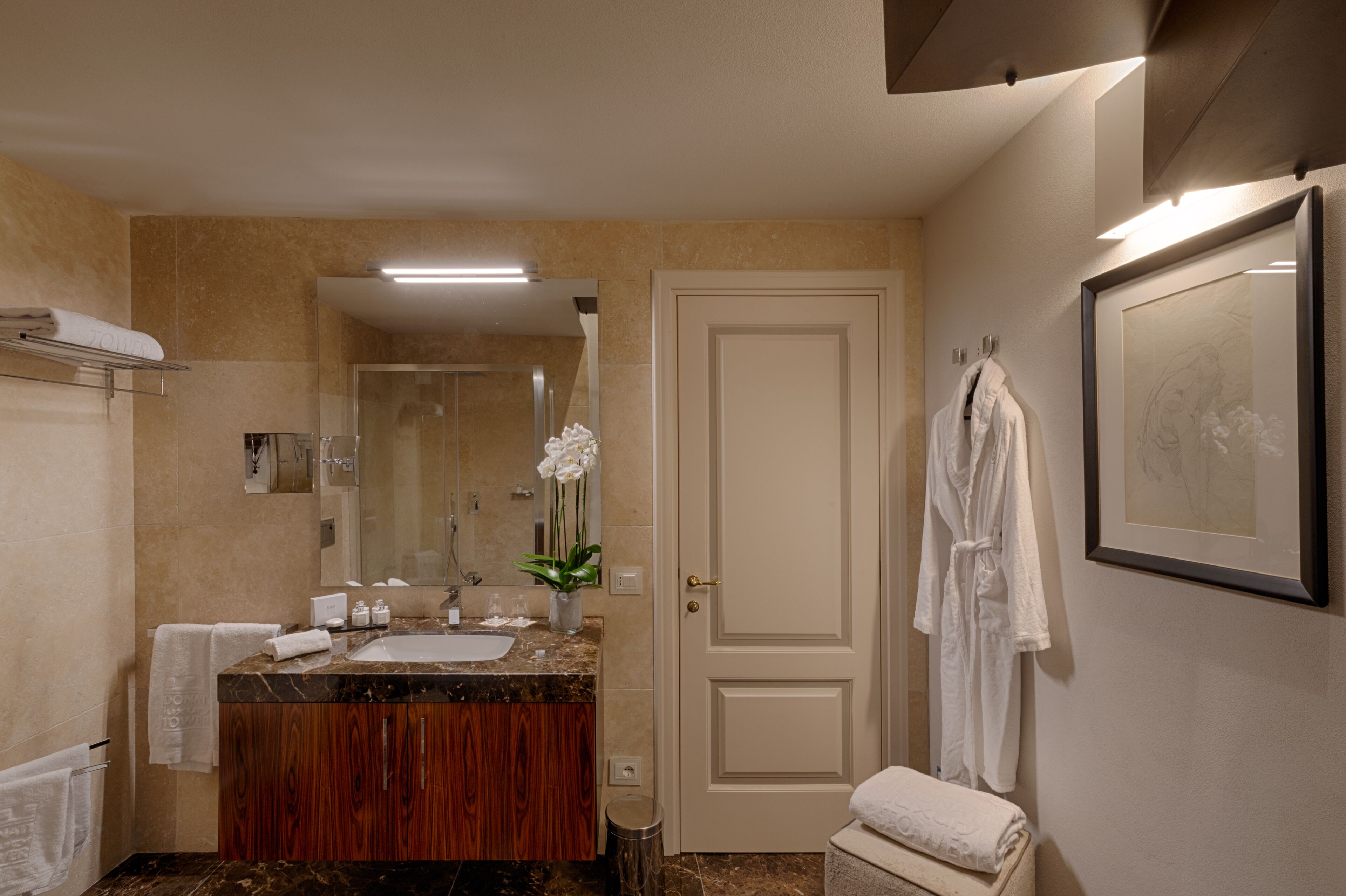 Donati Luxury Tower Donati Luxury Tower