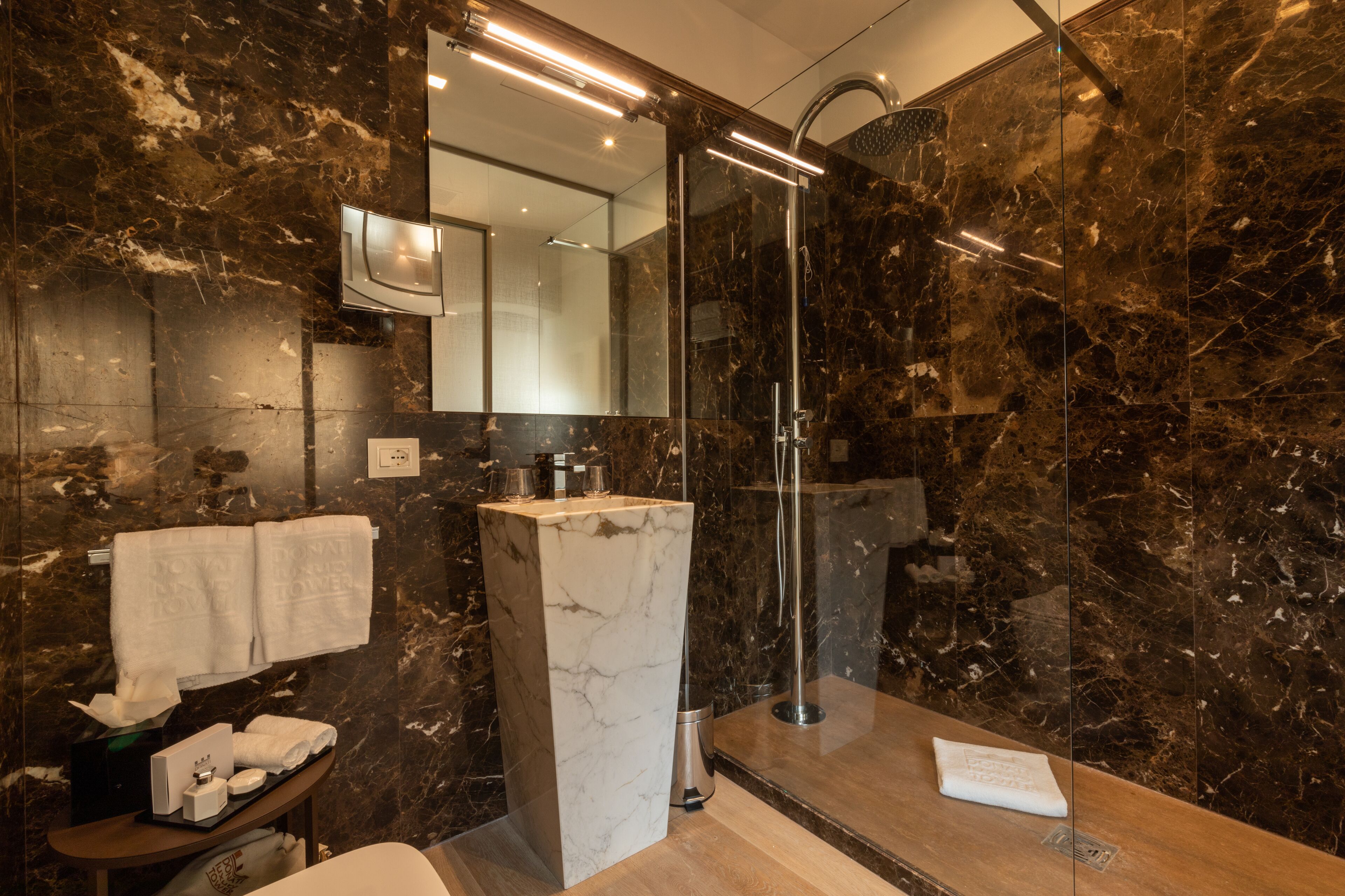 Donati Luxury Tower Donati Luxury Tower