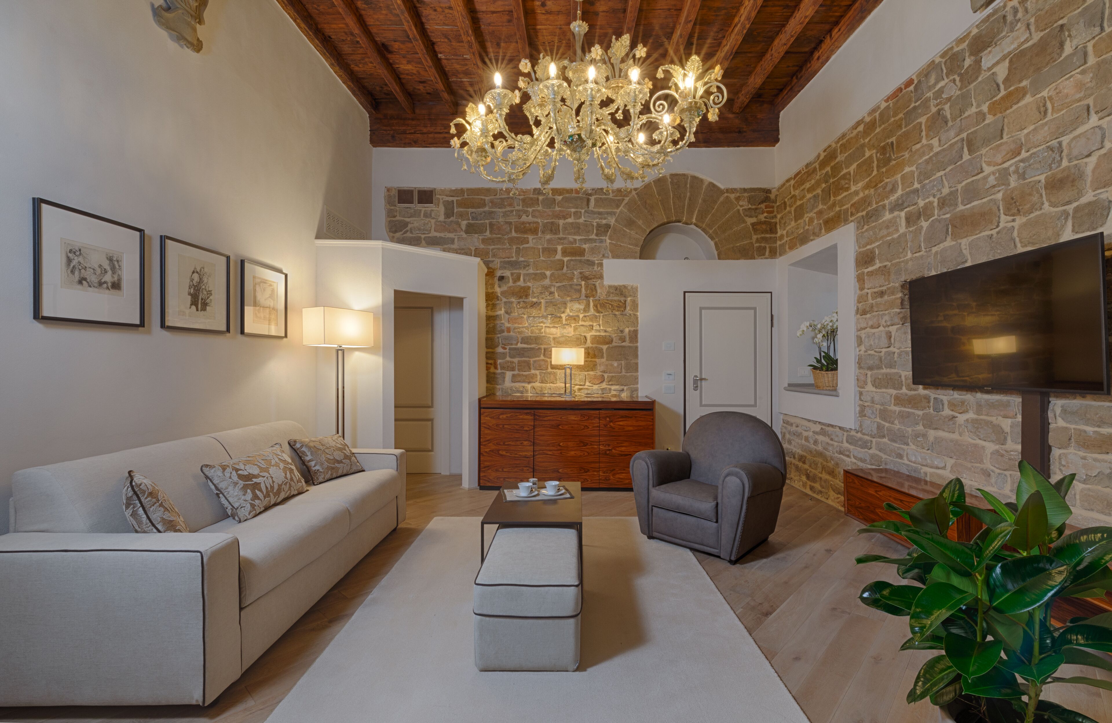 Donati Luxury Tower Donati Luxury Tower