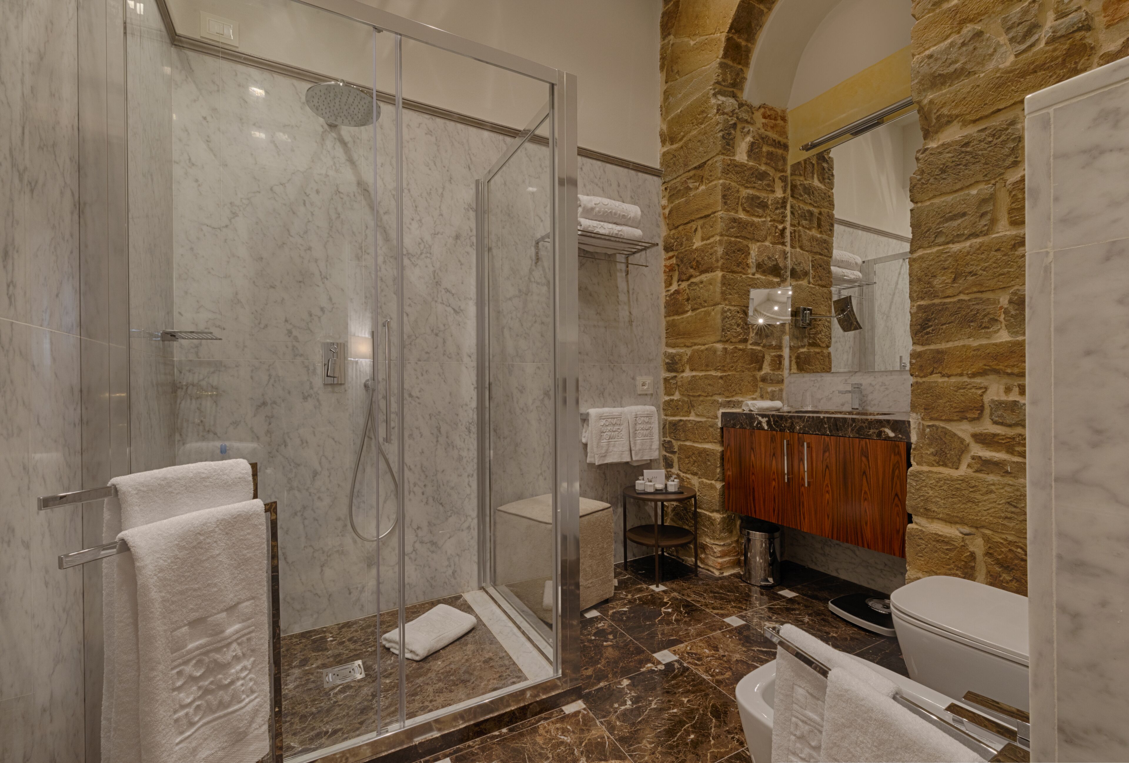 Donati Luxury Tower Donati Luxury Tower