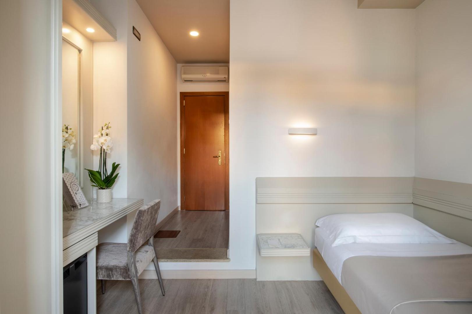 Hotel Grifone Firenze Hotel Grifone Firenze
