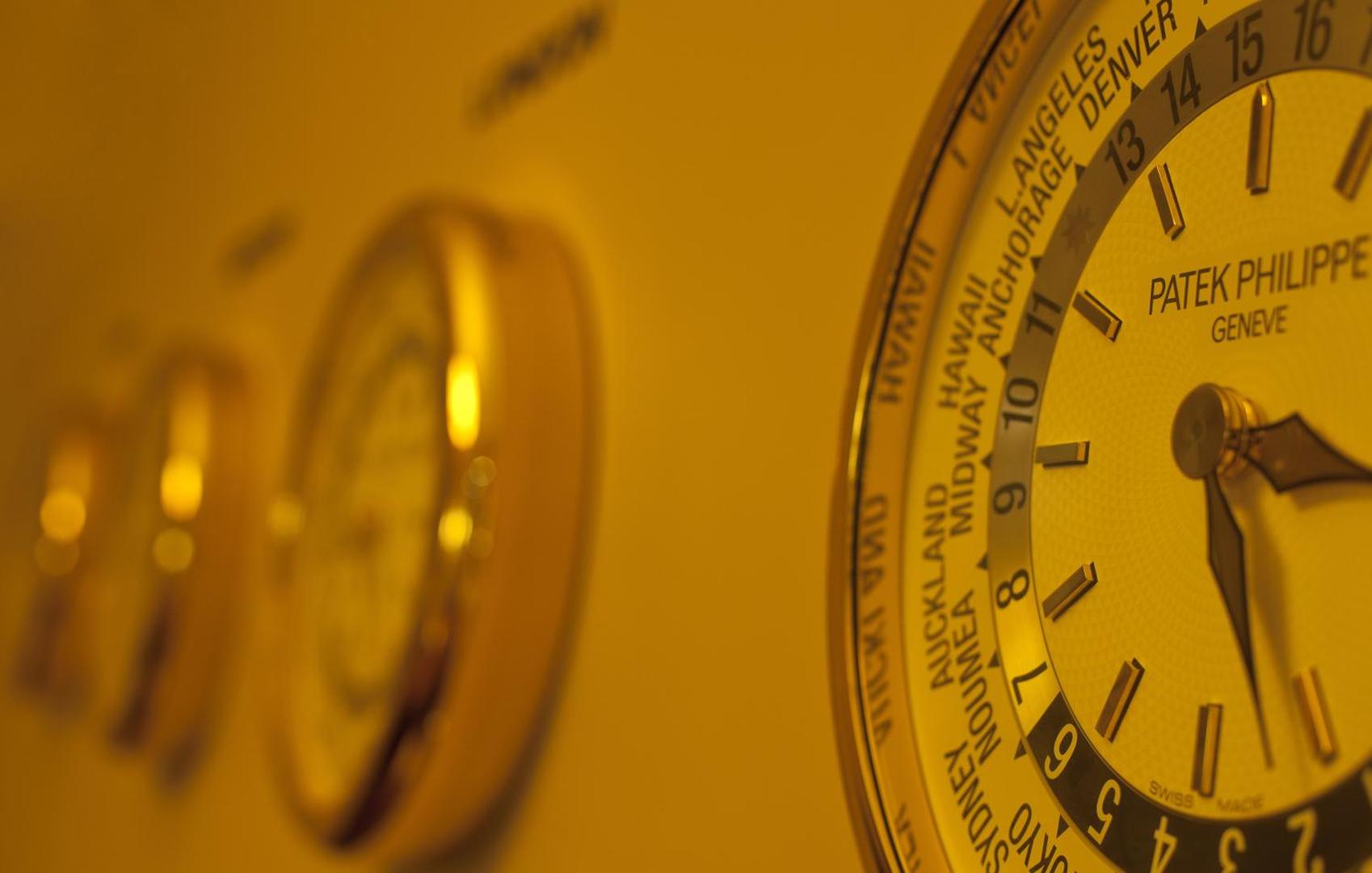 L'Orologio L'Orologio