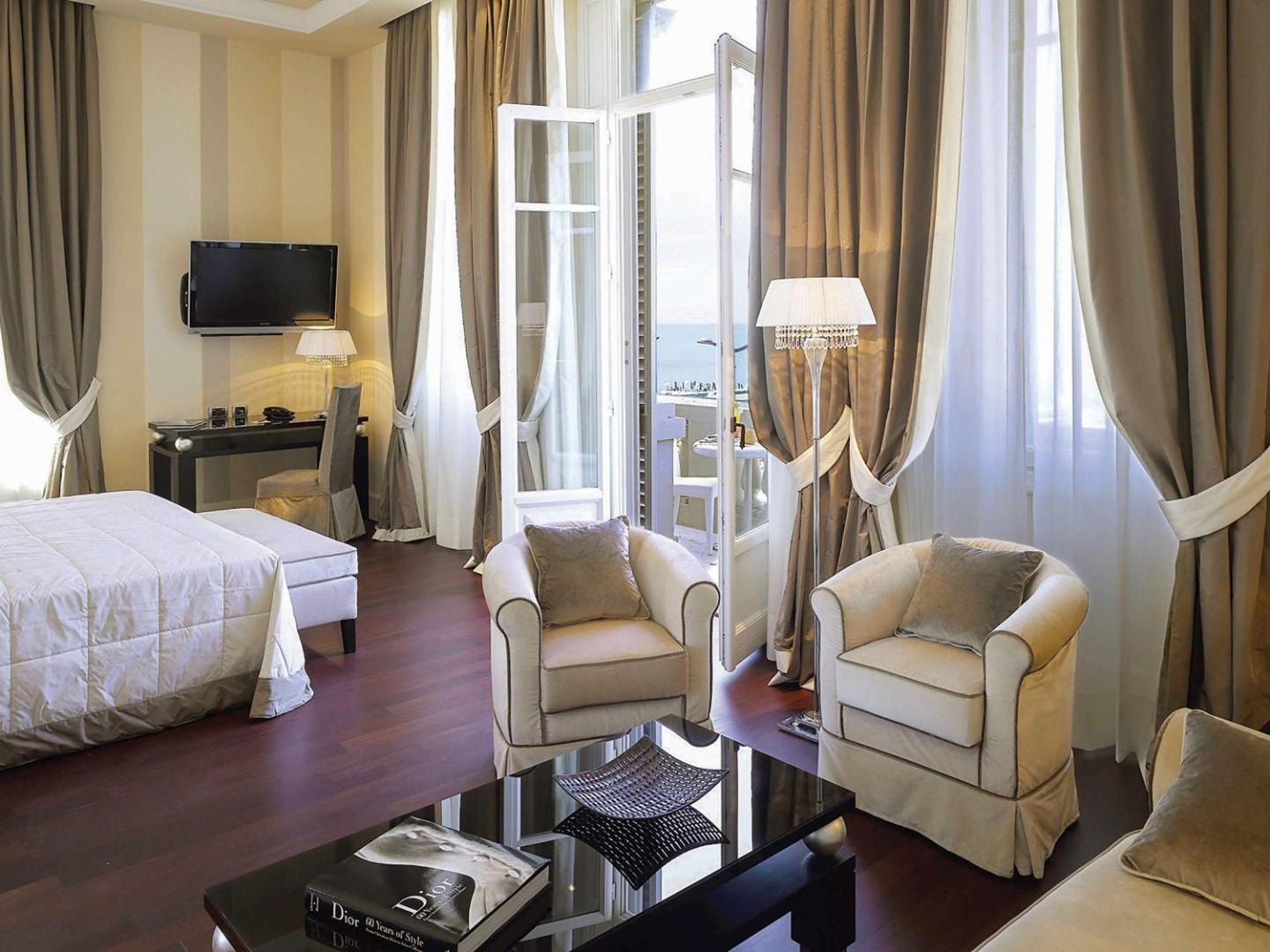 Grand Hotel Palazzo Livorno Grand Hotel Palazzo Livorno