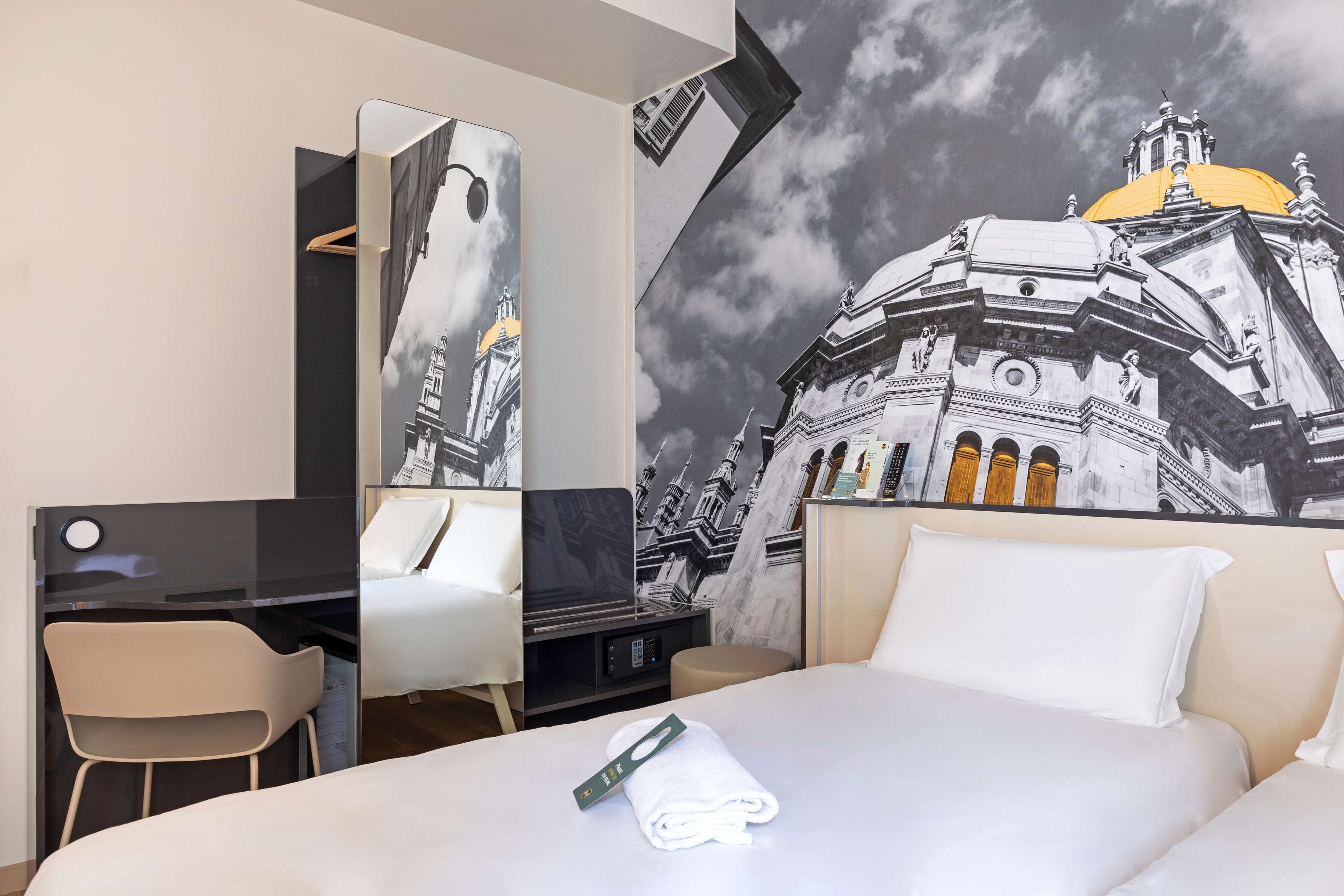 B&B Hotel COMO City Center B&B Hotel COMO City Center