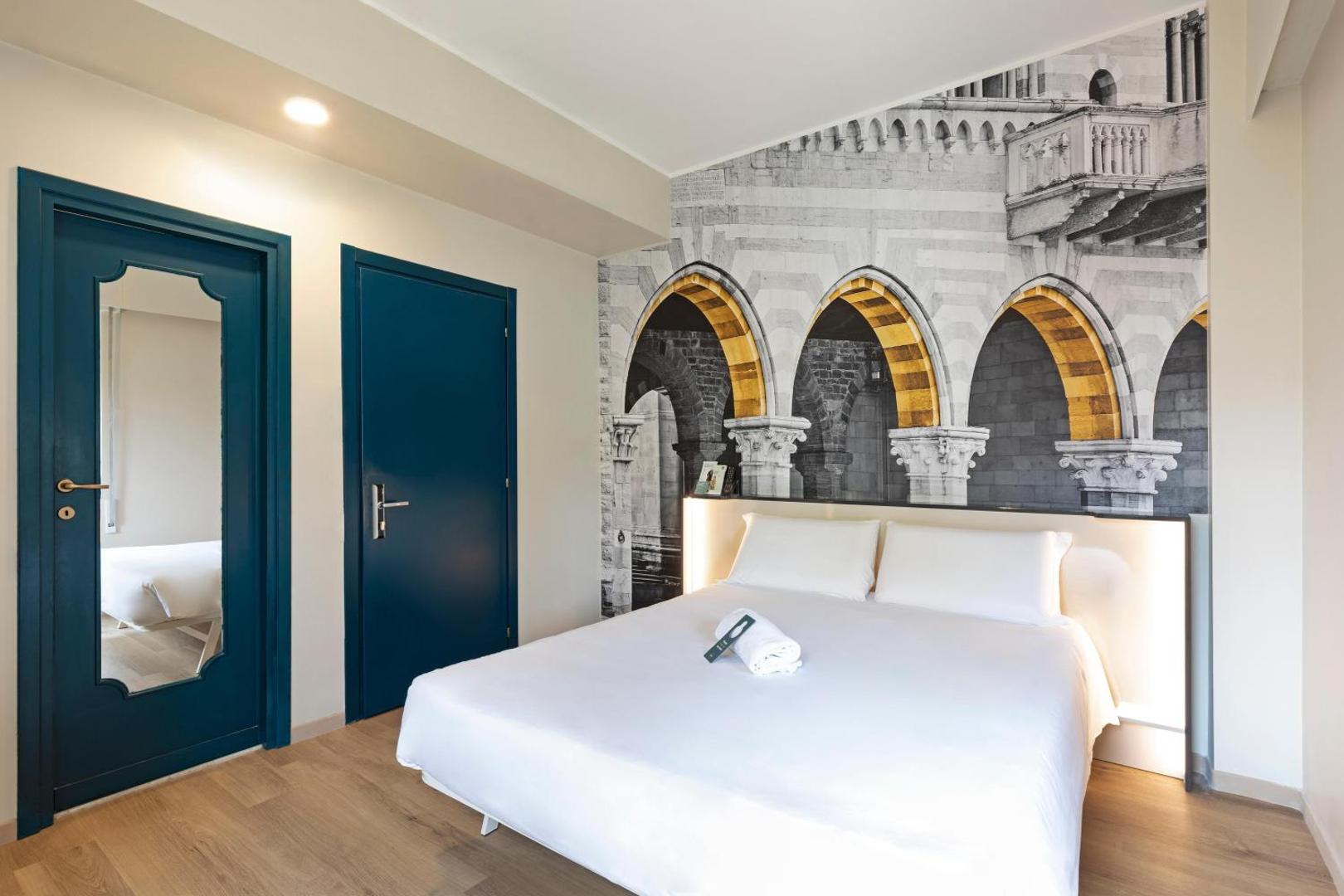 B&B Hotel COMO City Center B&B Hotel COMO City Center