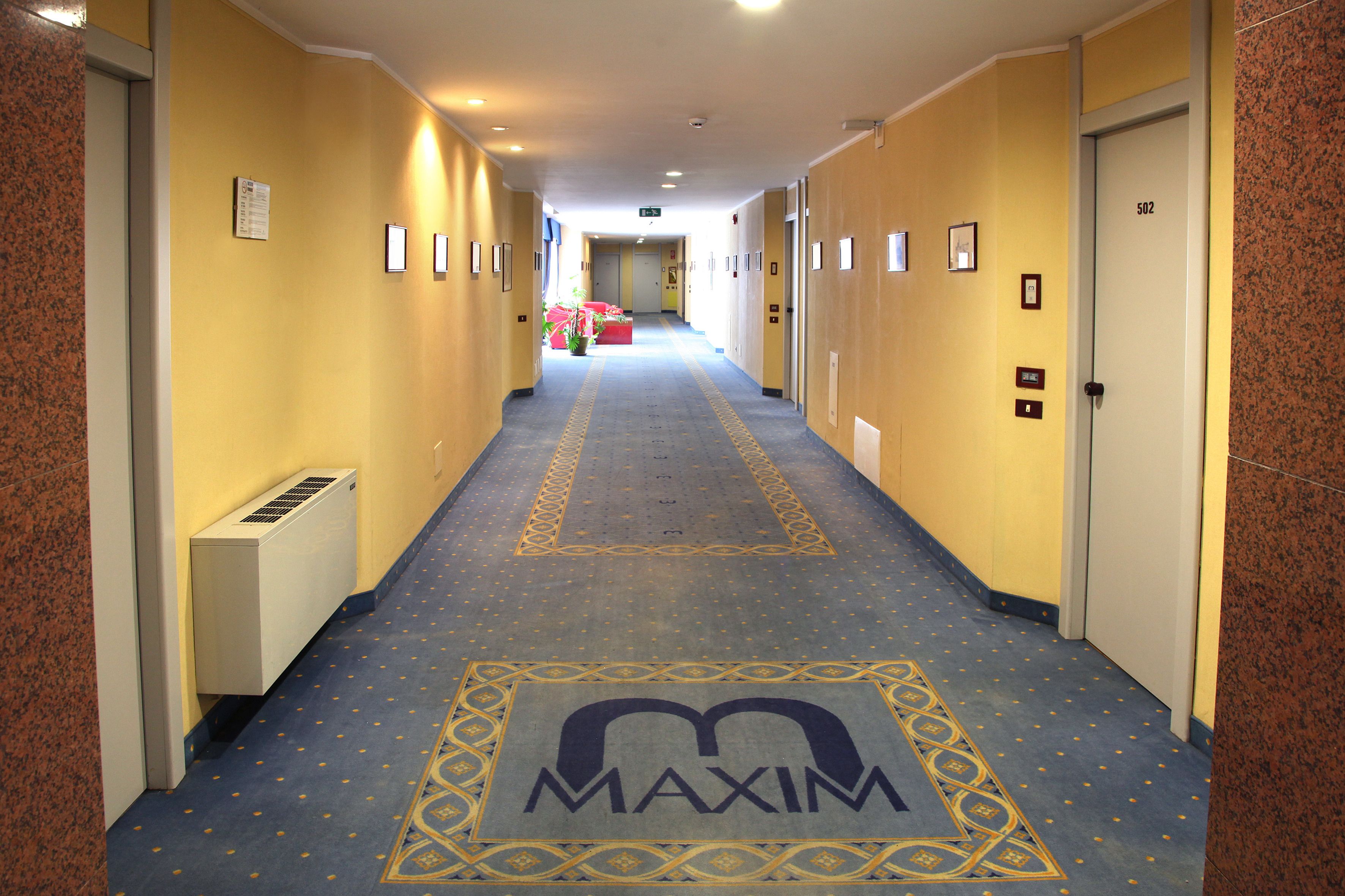 Maxim Maxim