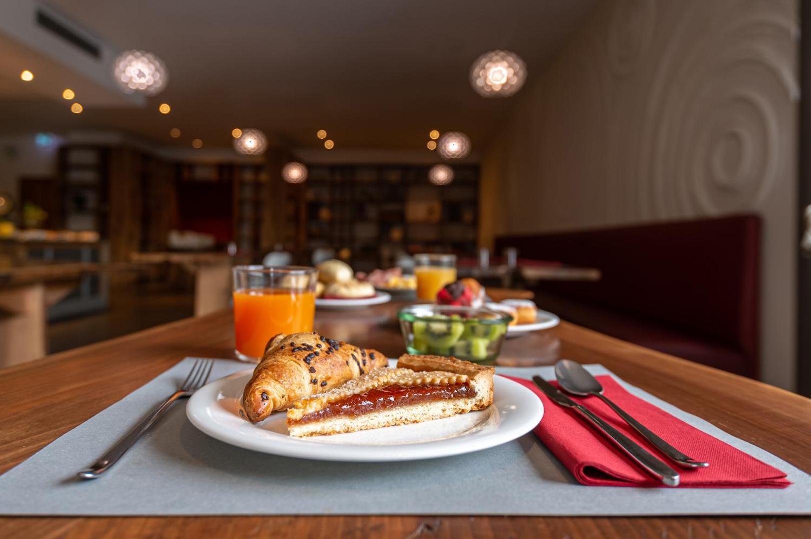 Unahotels Le Terrazze Treviso Hotel & Residence Unahotels Le Terrazze Treviso Hotel & Residence