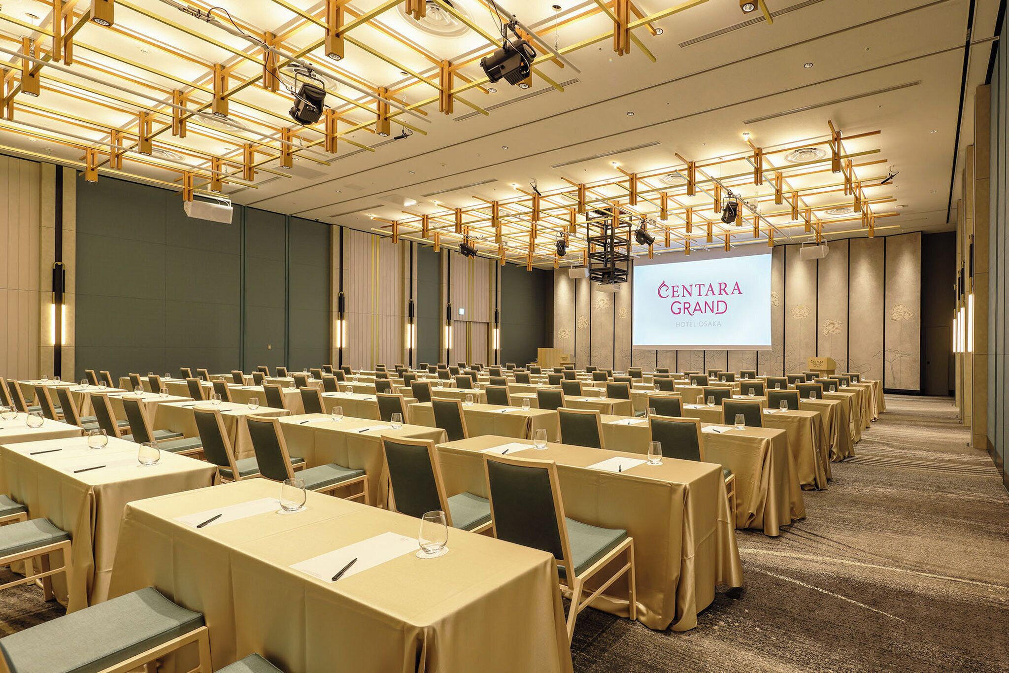 Centara Grand Hotel Osaka Centara Grand Hotel Osaka