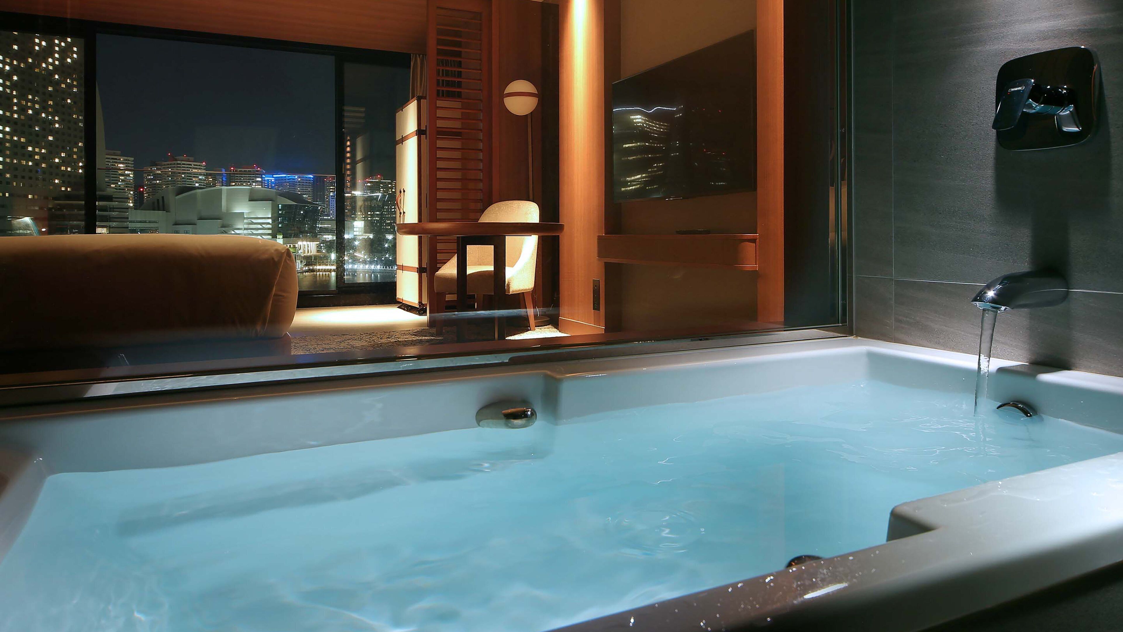 InterContinental Yokohama Pier 8