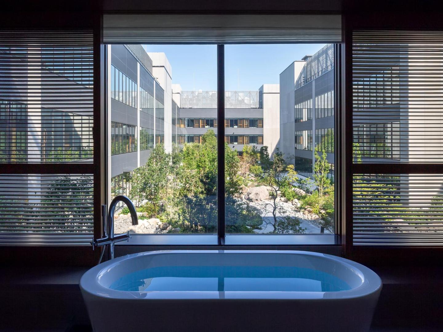 InterContinental Yokohama Pier 8