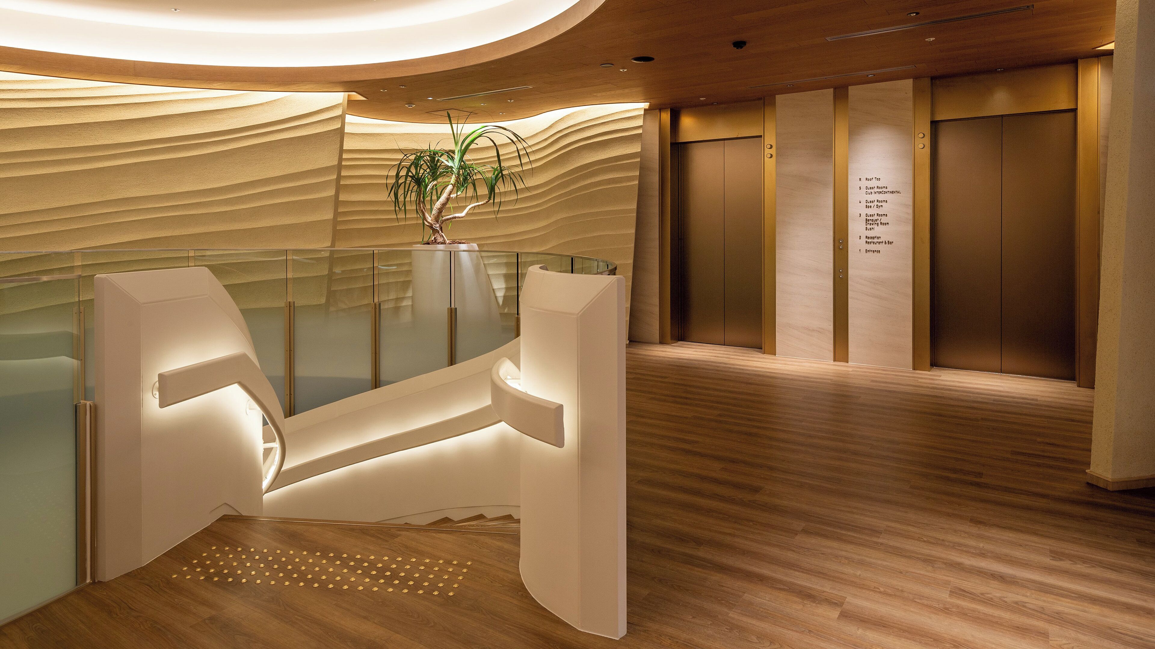 InterContinental Yokohama Pier 8