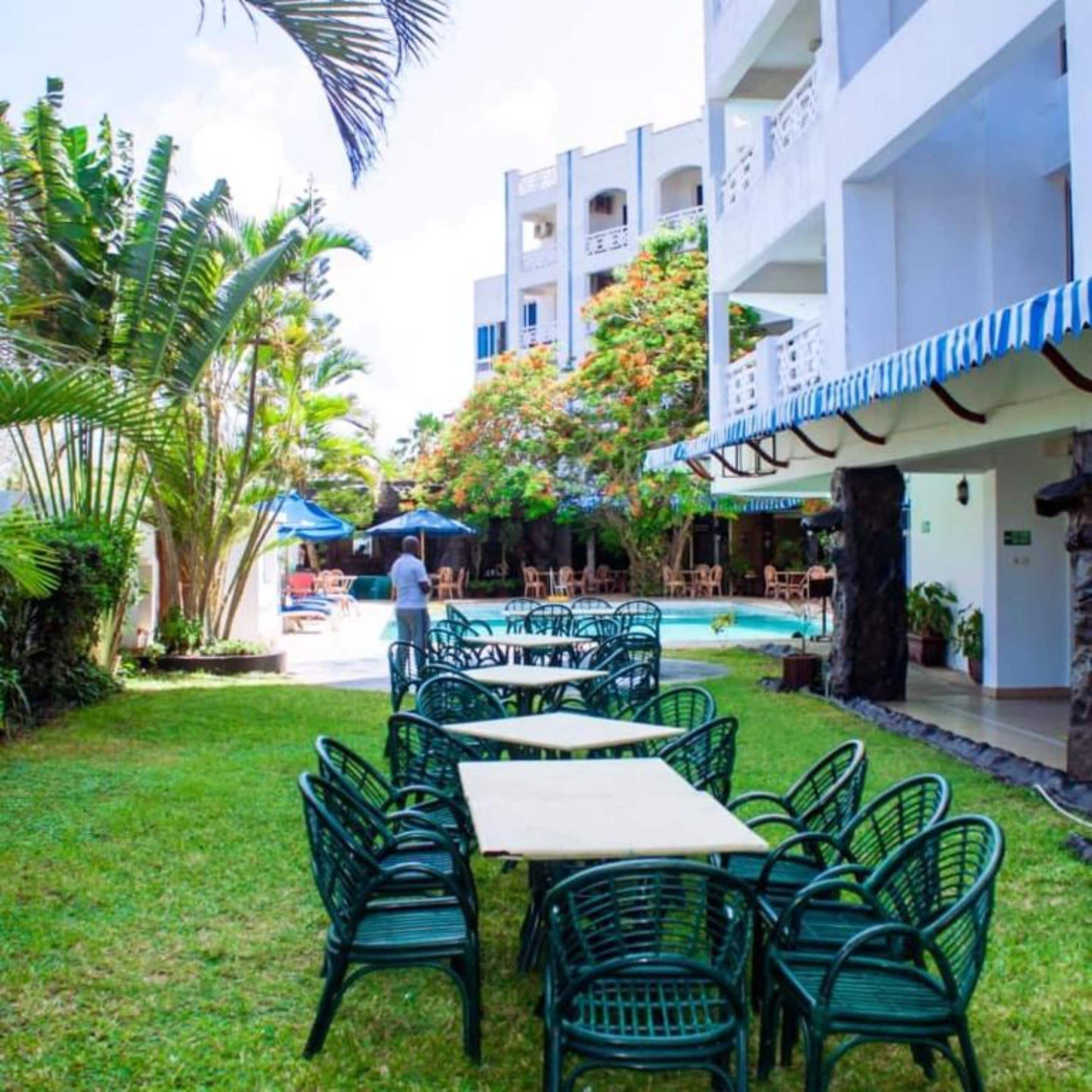Sunrise Resort Apartments & Spa Sunrise Resort Apartments & Spa